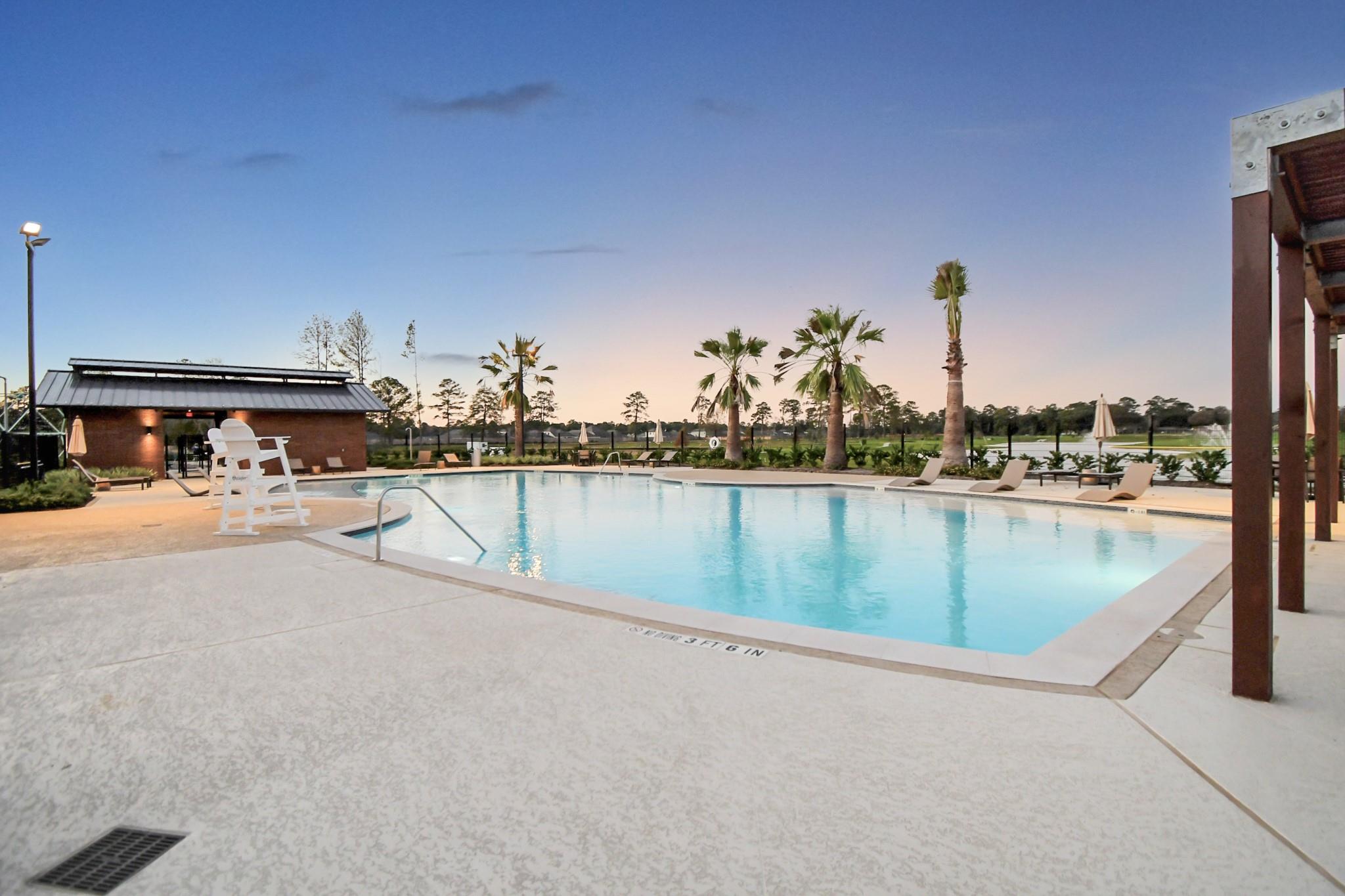 21406 Iberian Magpie Trail