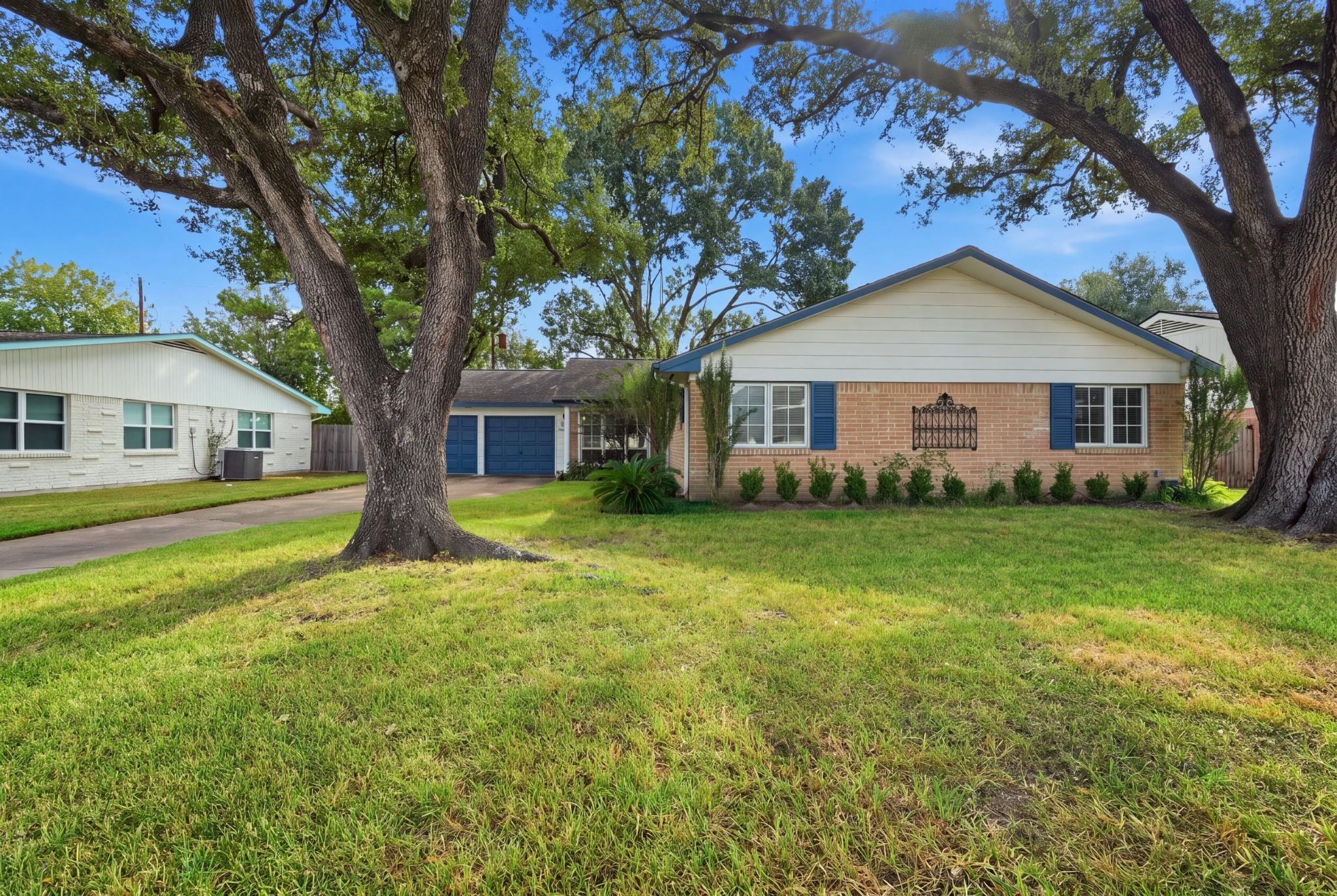 9811 Greenwillow Street
