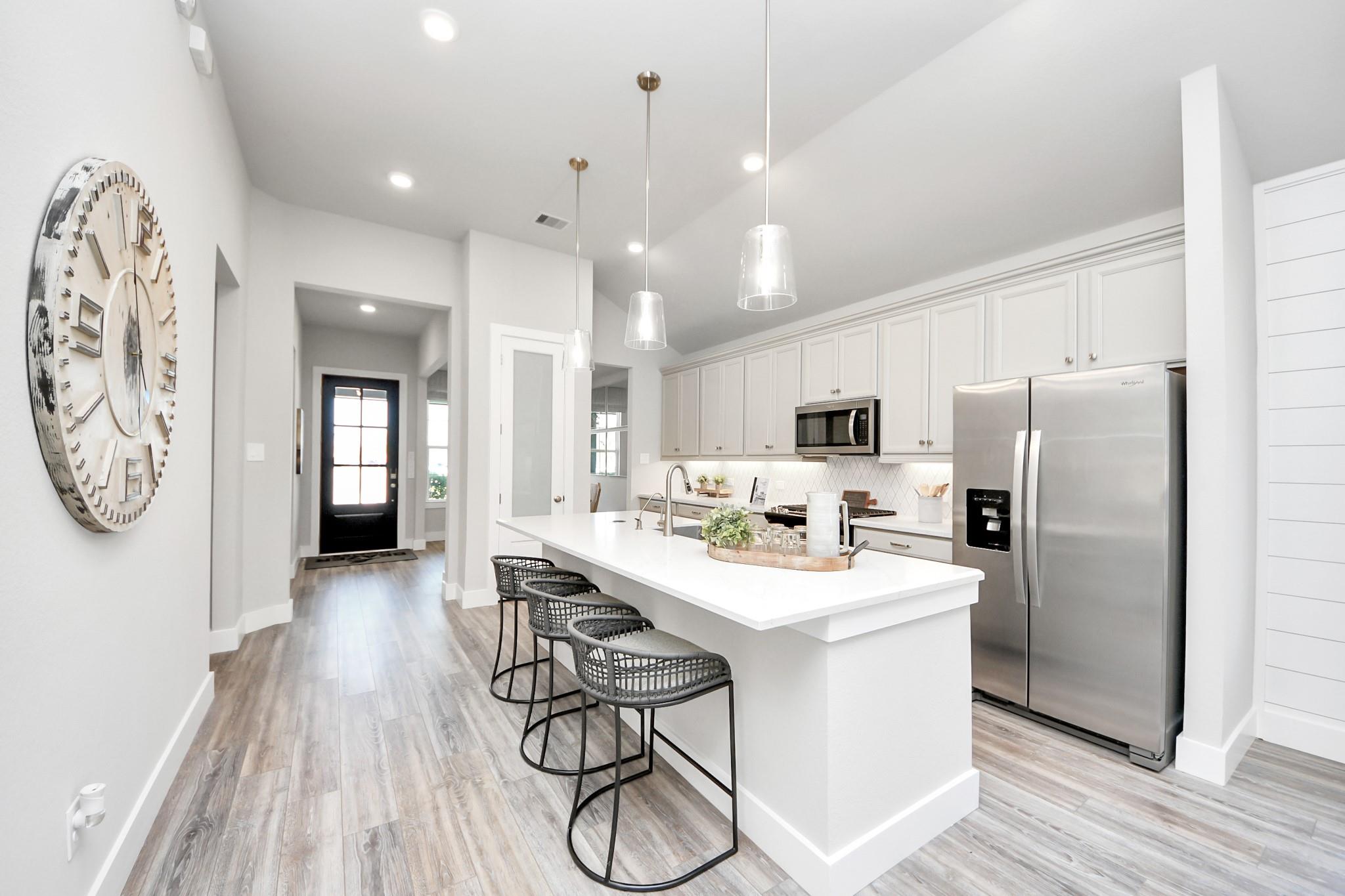 5014 Mesa Cove Drive