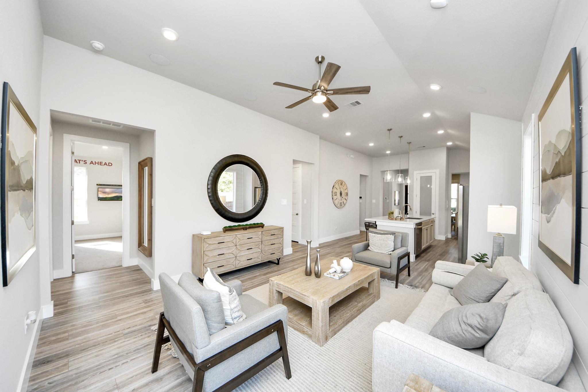 5014 Mesa Cove Drive