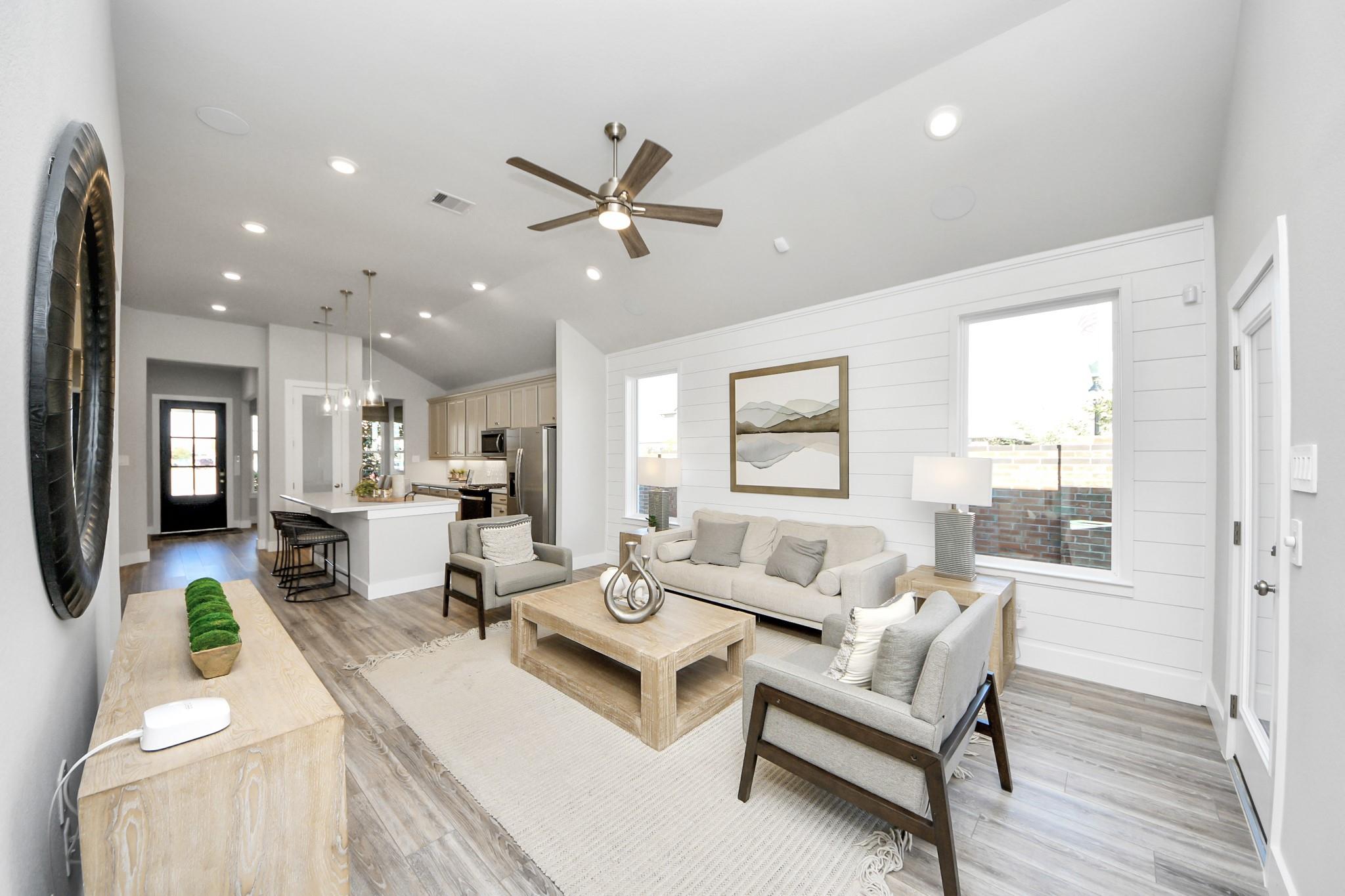 5014 Mesa Cove Drive