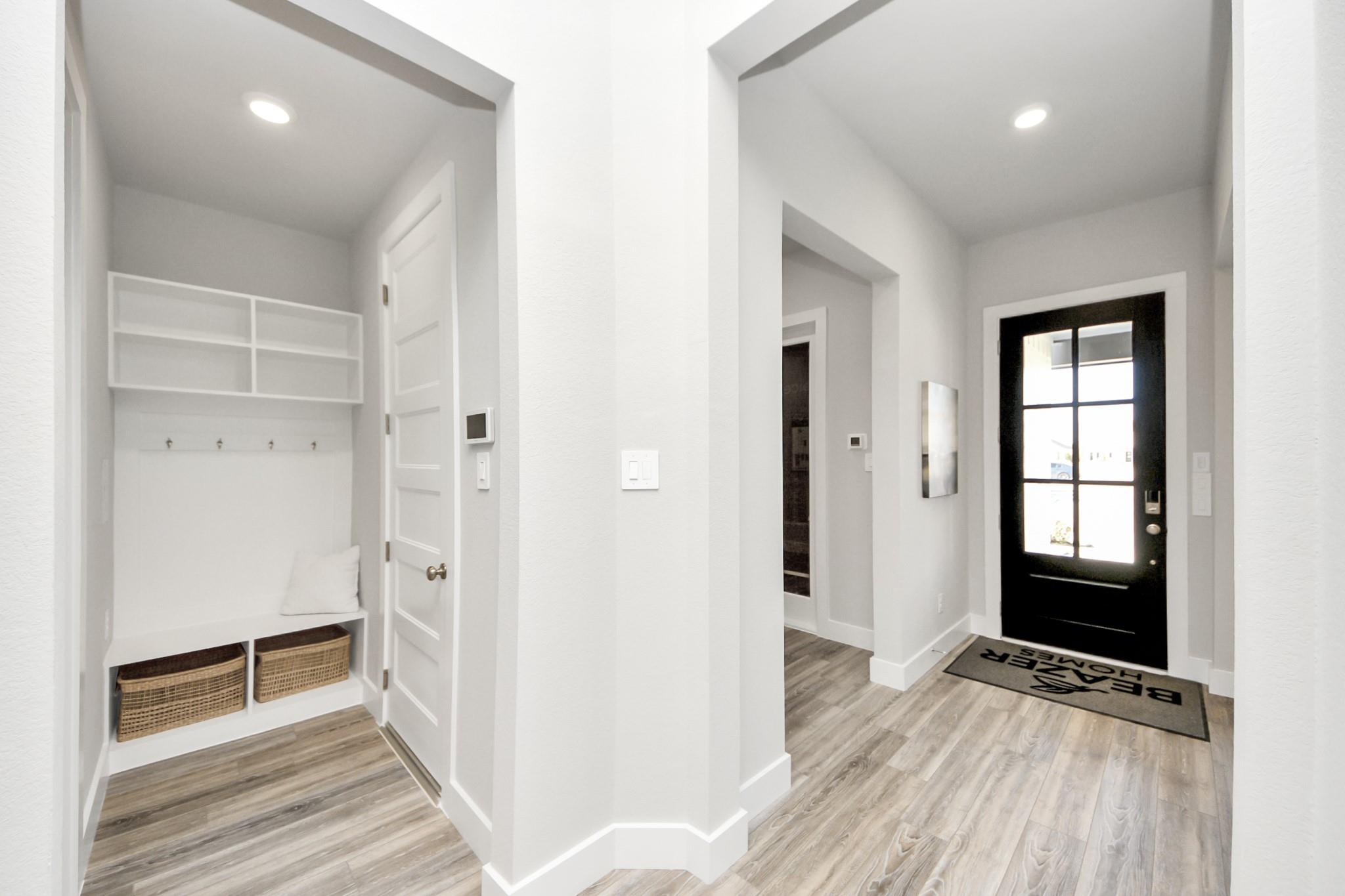 5014 Mesa Cove Drive