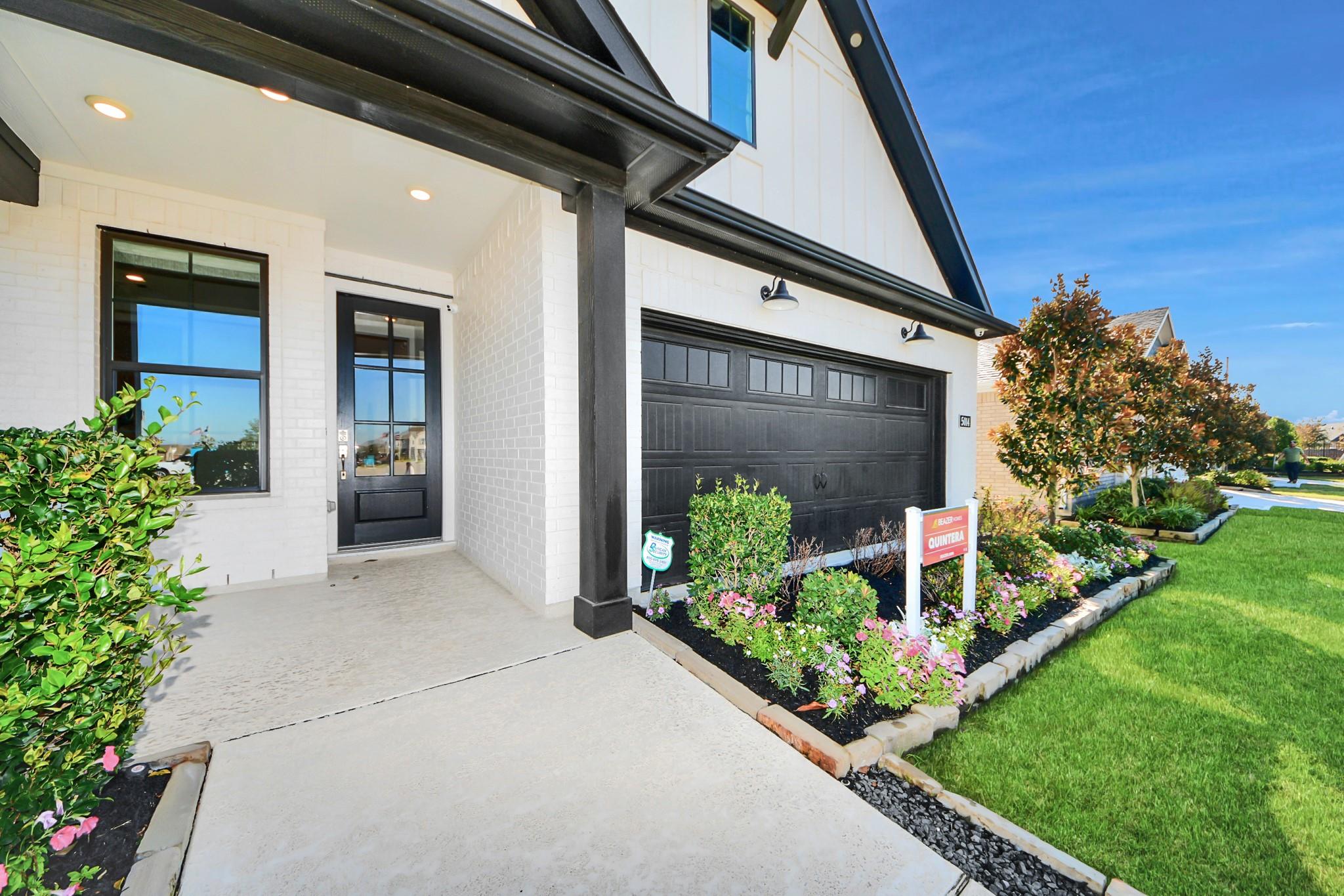 5014 Mesa Cove Drive