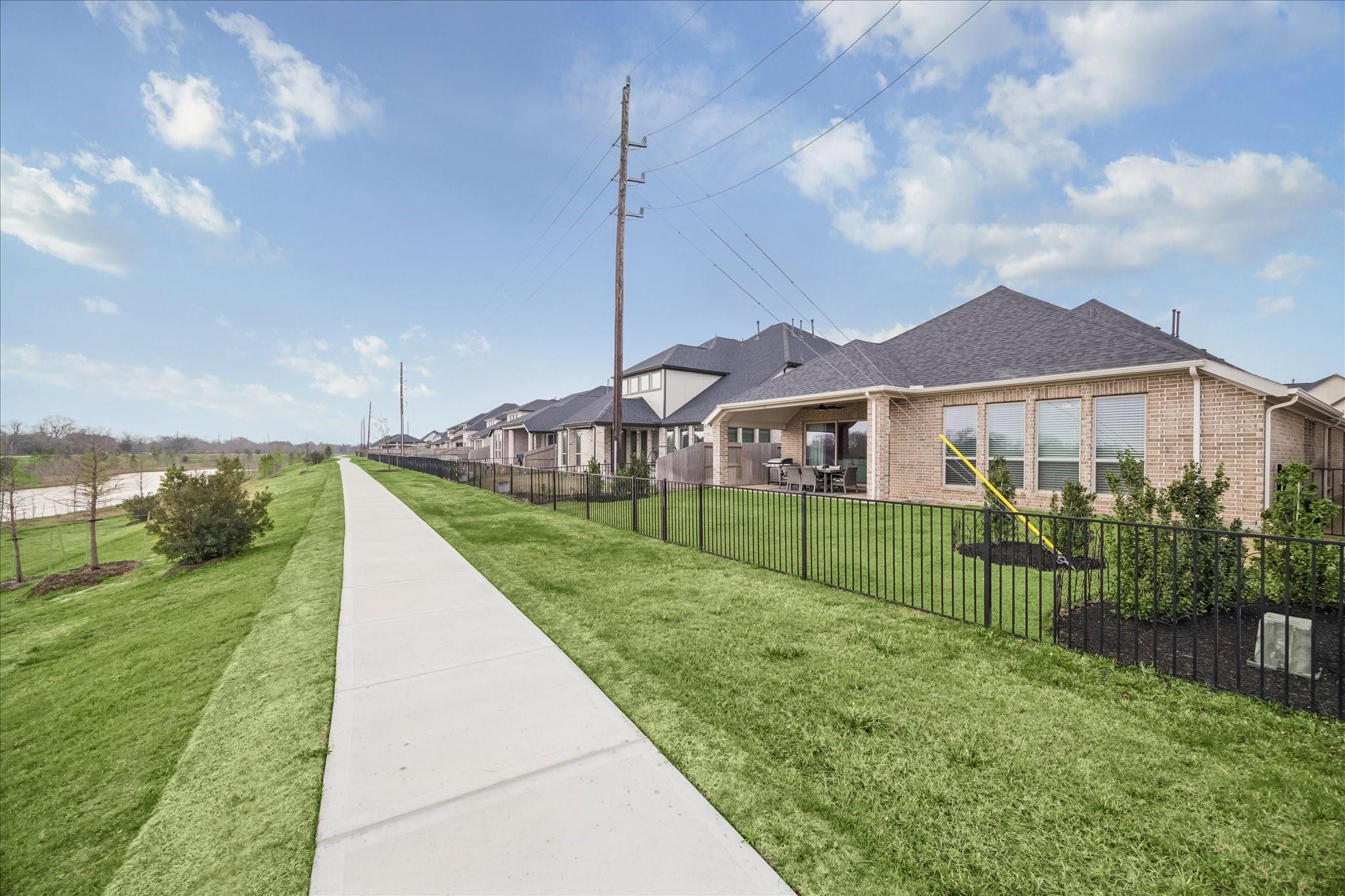 31130 Crescent Hill Drive