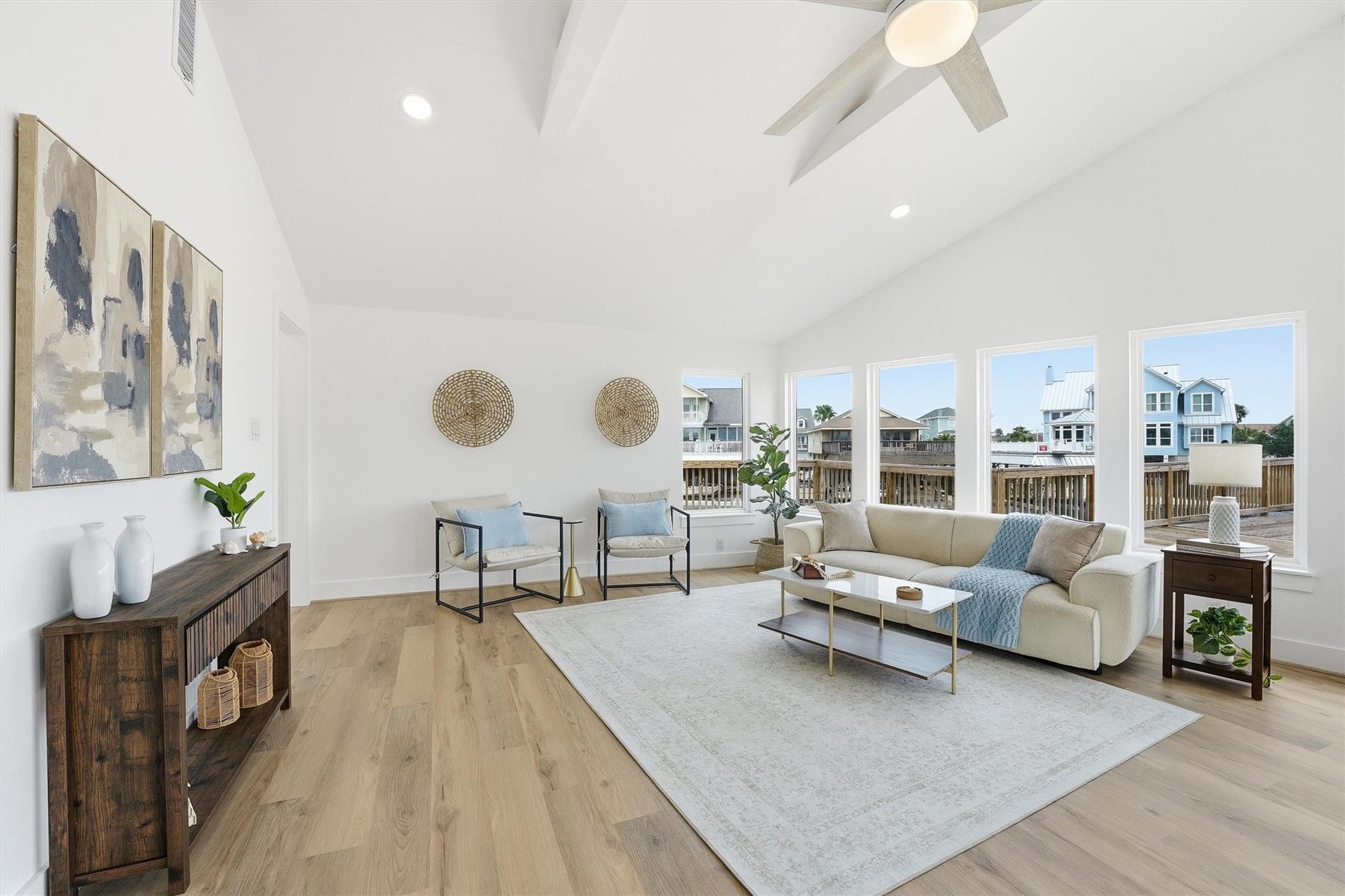 1326 Hawaii Drive