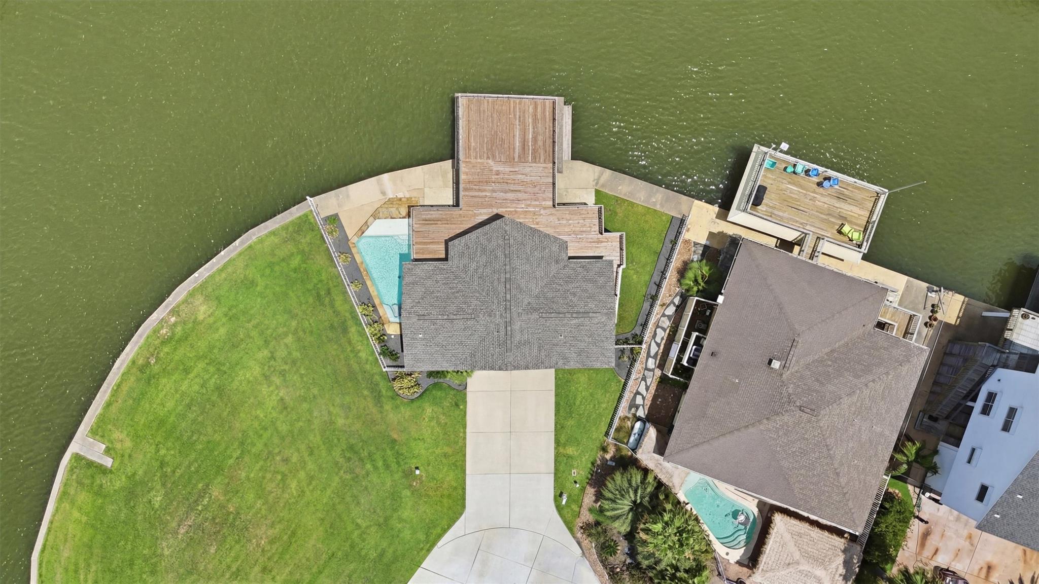 1326 Hawaii Drive