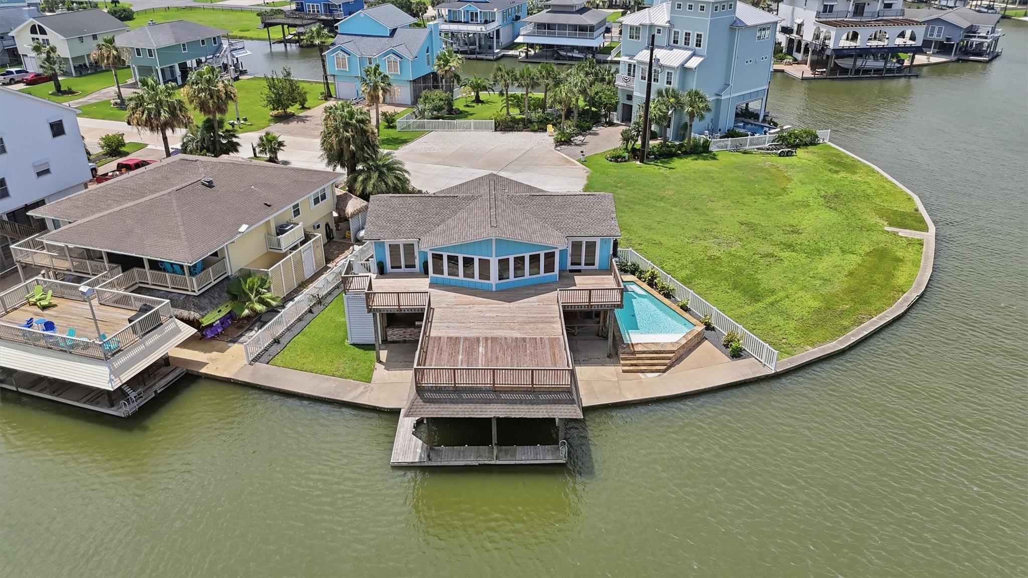 1326 Hawaii Drive