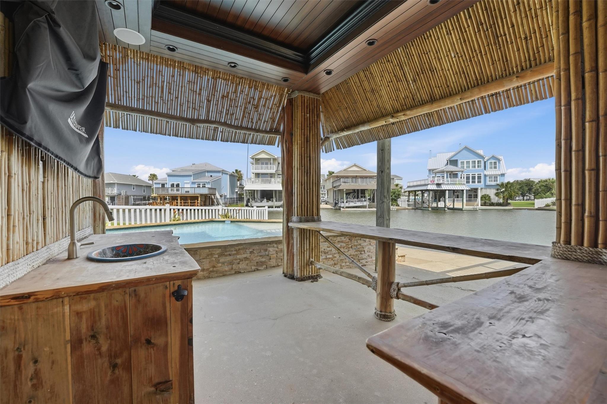 1326 Hawaii Drive