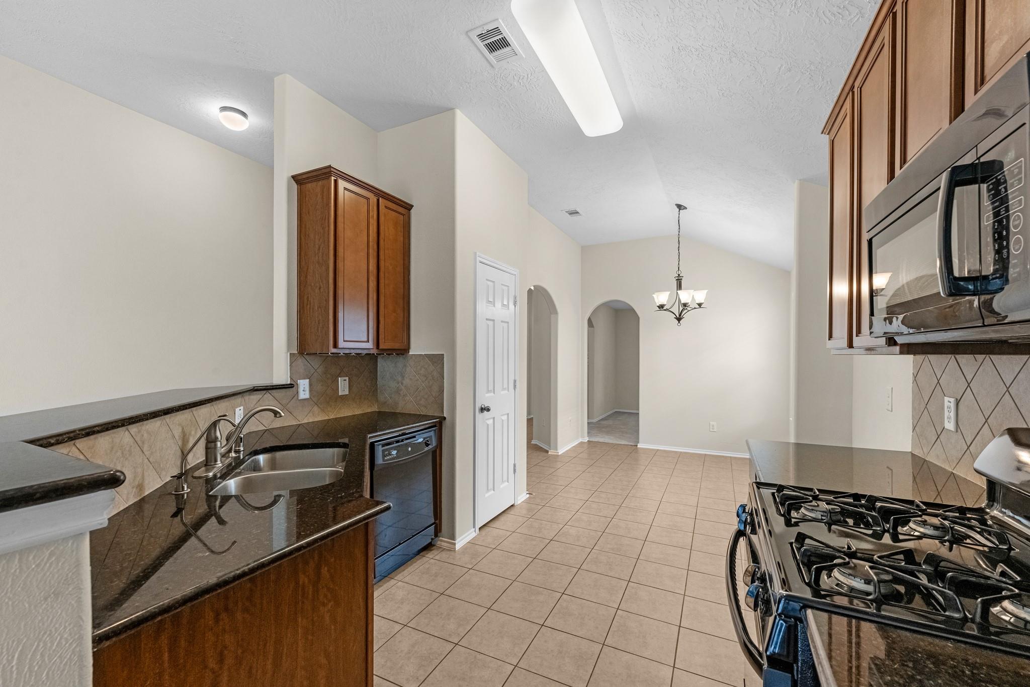 7918 Cardinal Landing Lane