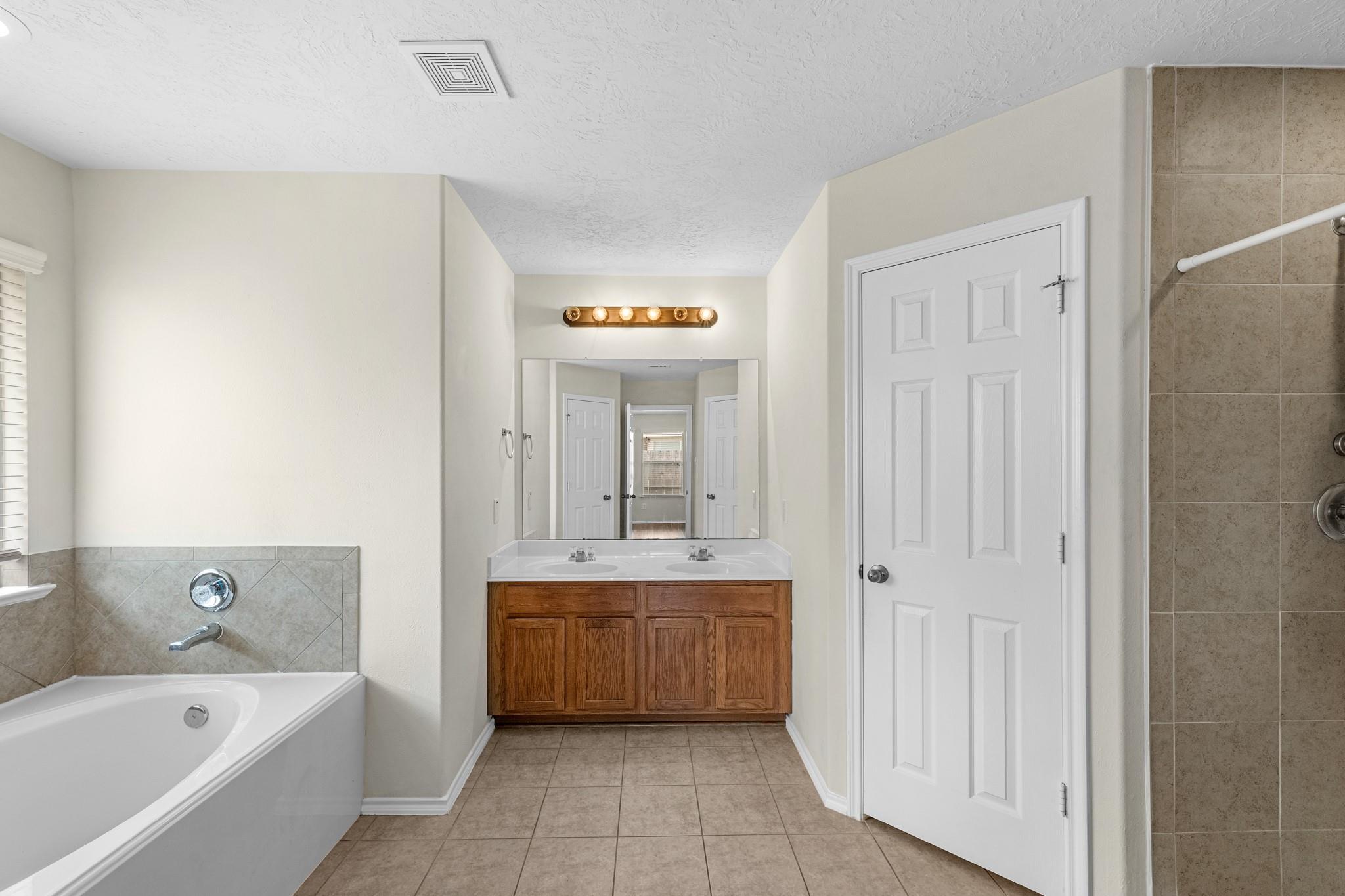 7918 Cardinal Landing Lane