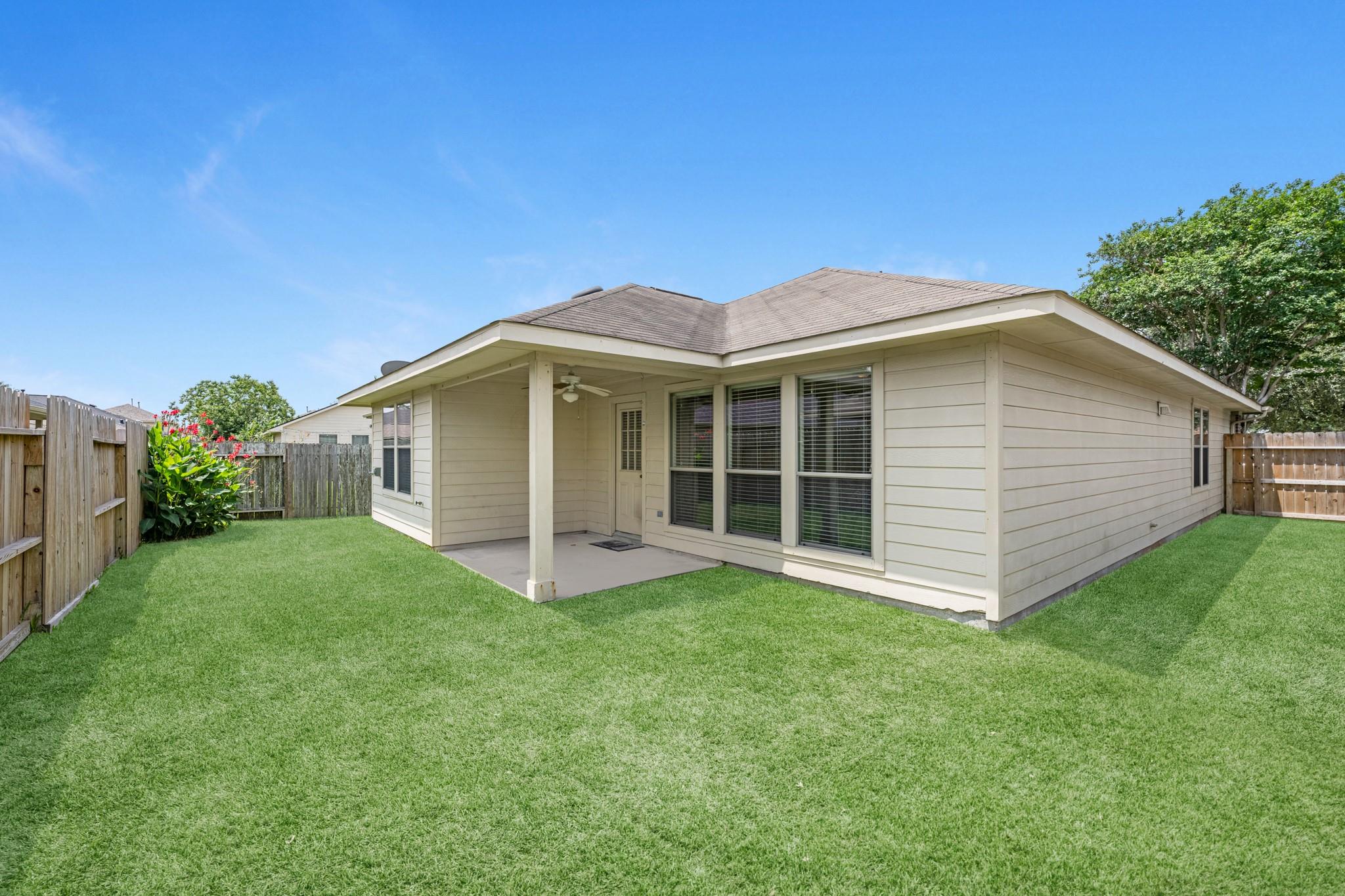 7918 Cardinal Landing Lane
