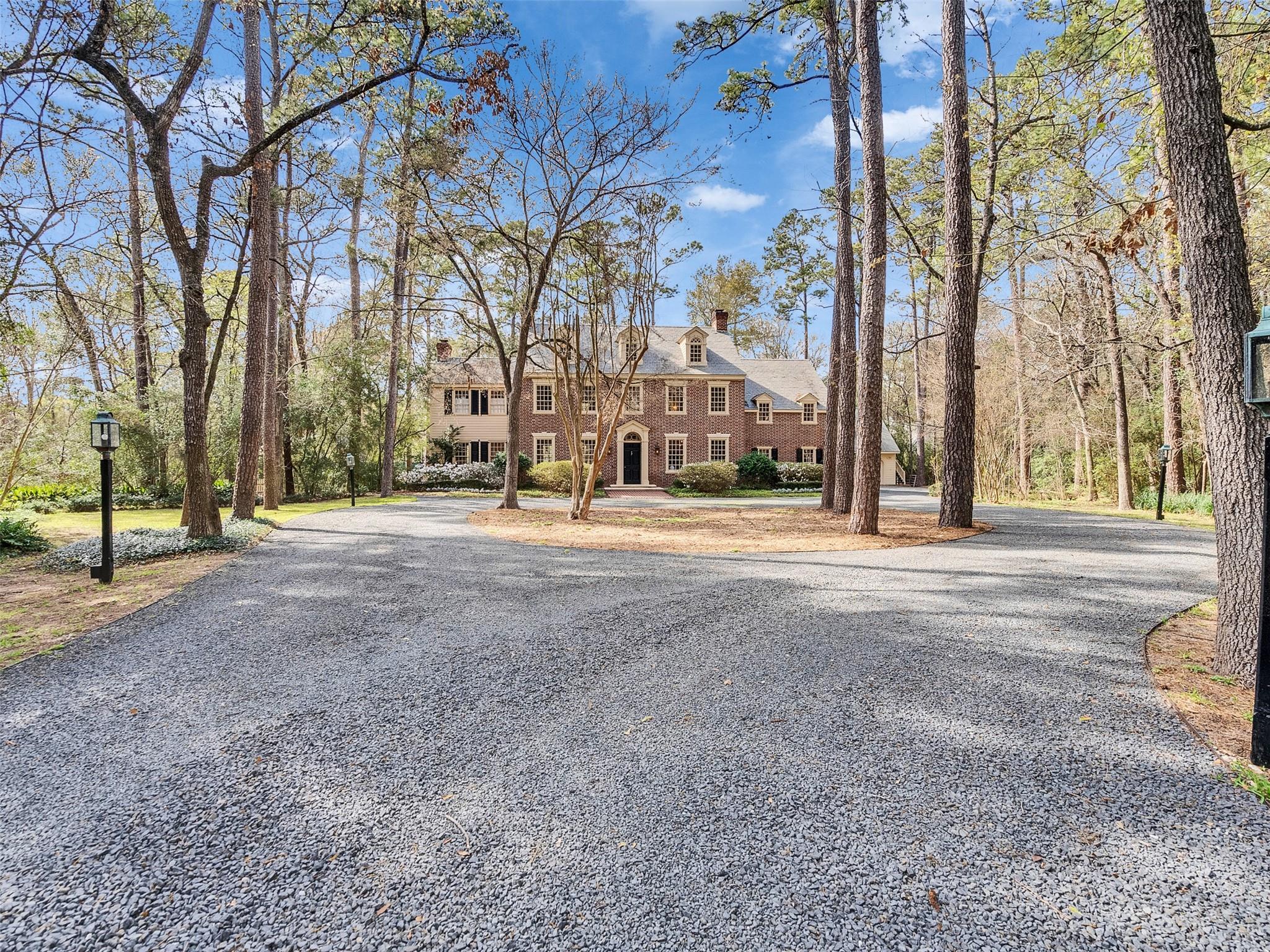 5212 Strack Road
