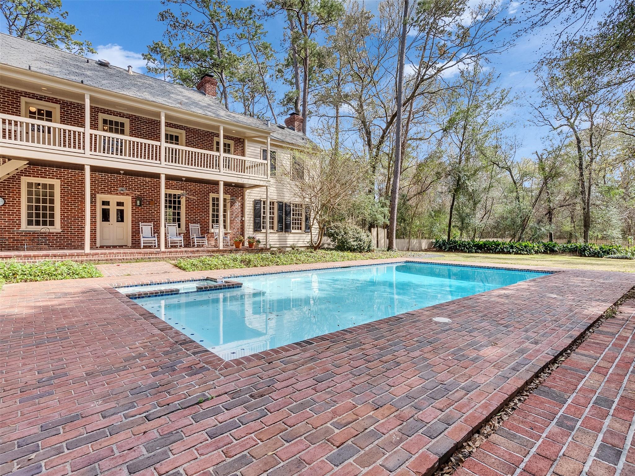 5212 Strack Road