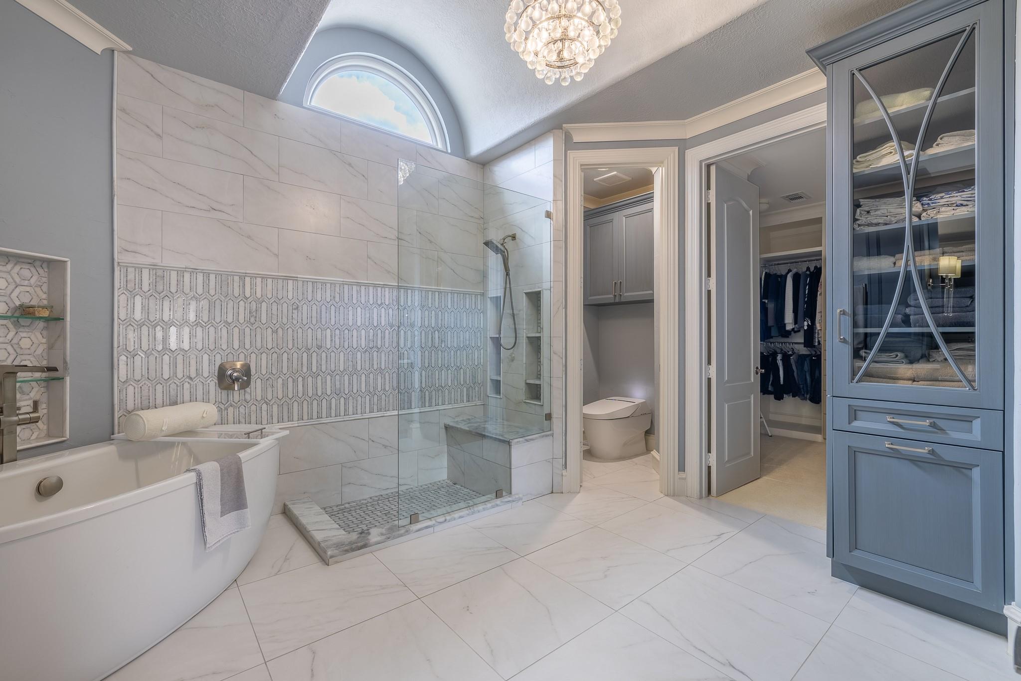 2105 Mcduffie Street