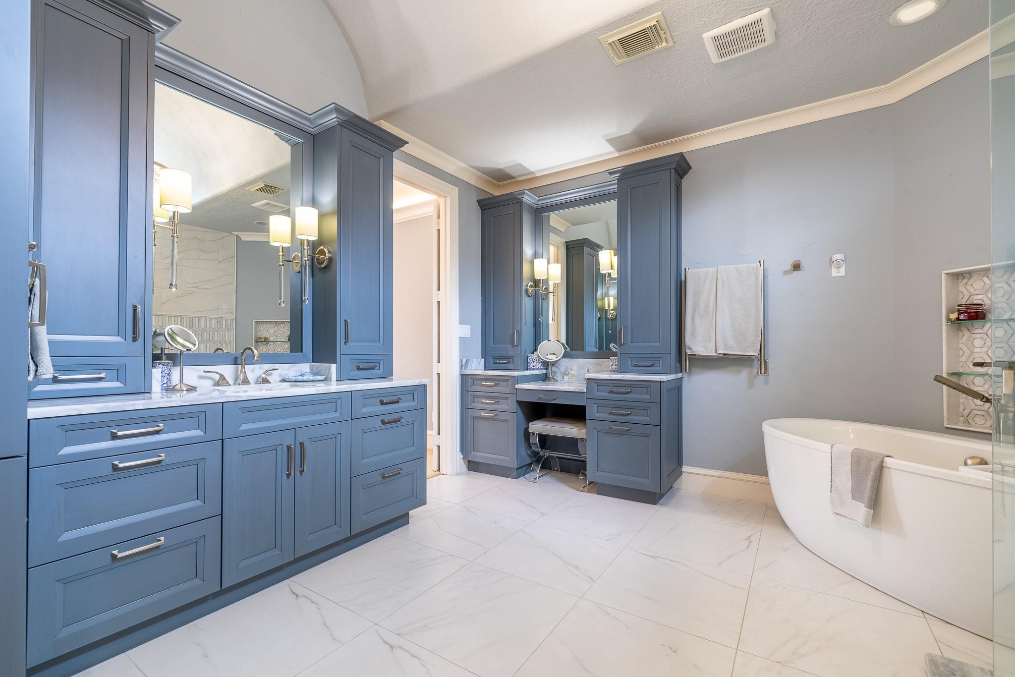 2105 Mcduffie Street