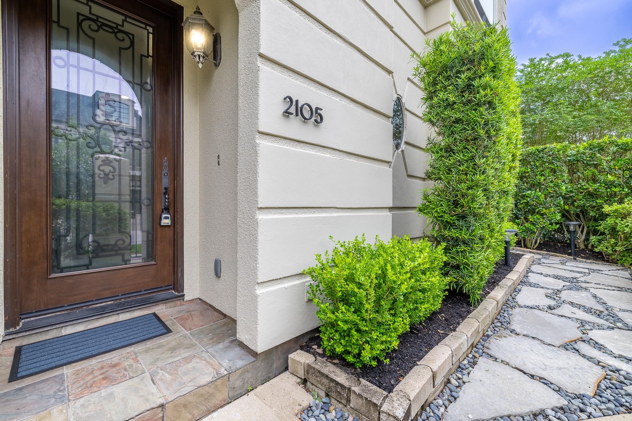 2105 Mcduffie Street