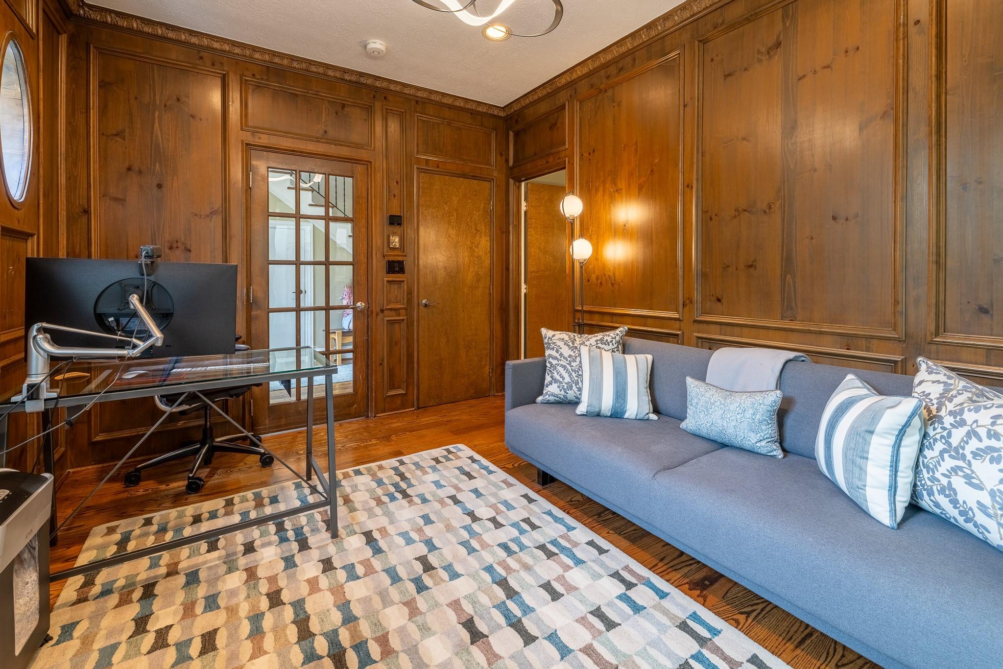 2105 Mcduffie Street