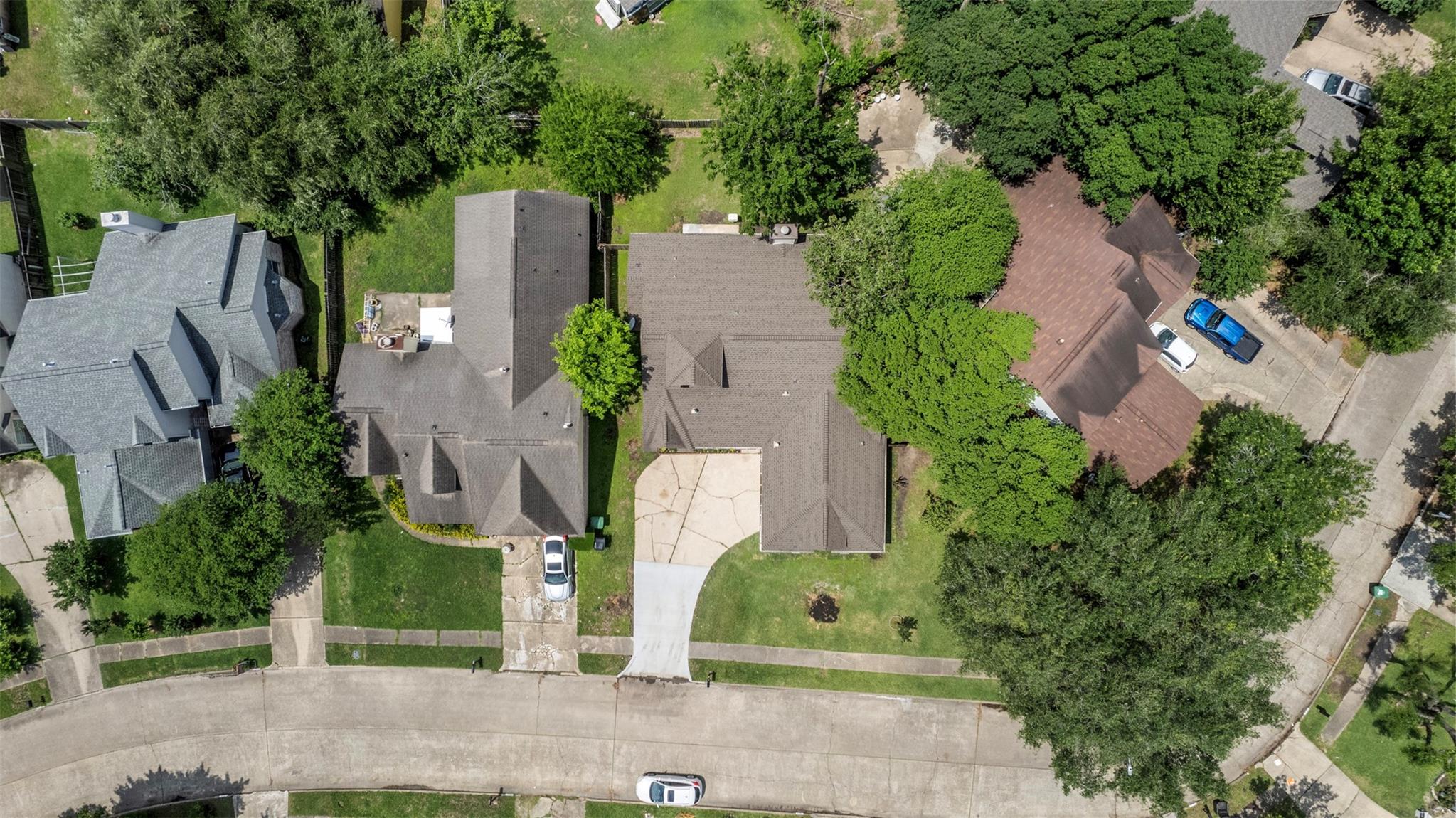 11915 Green Glade Drive