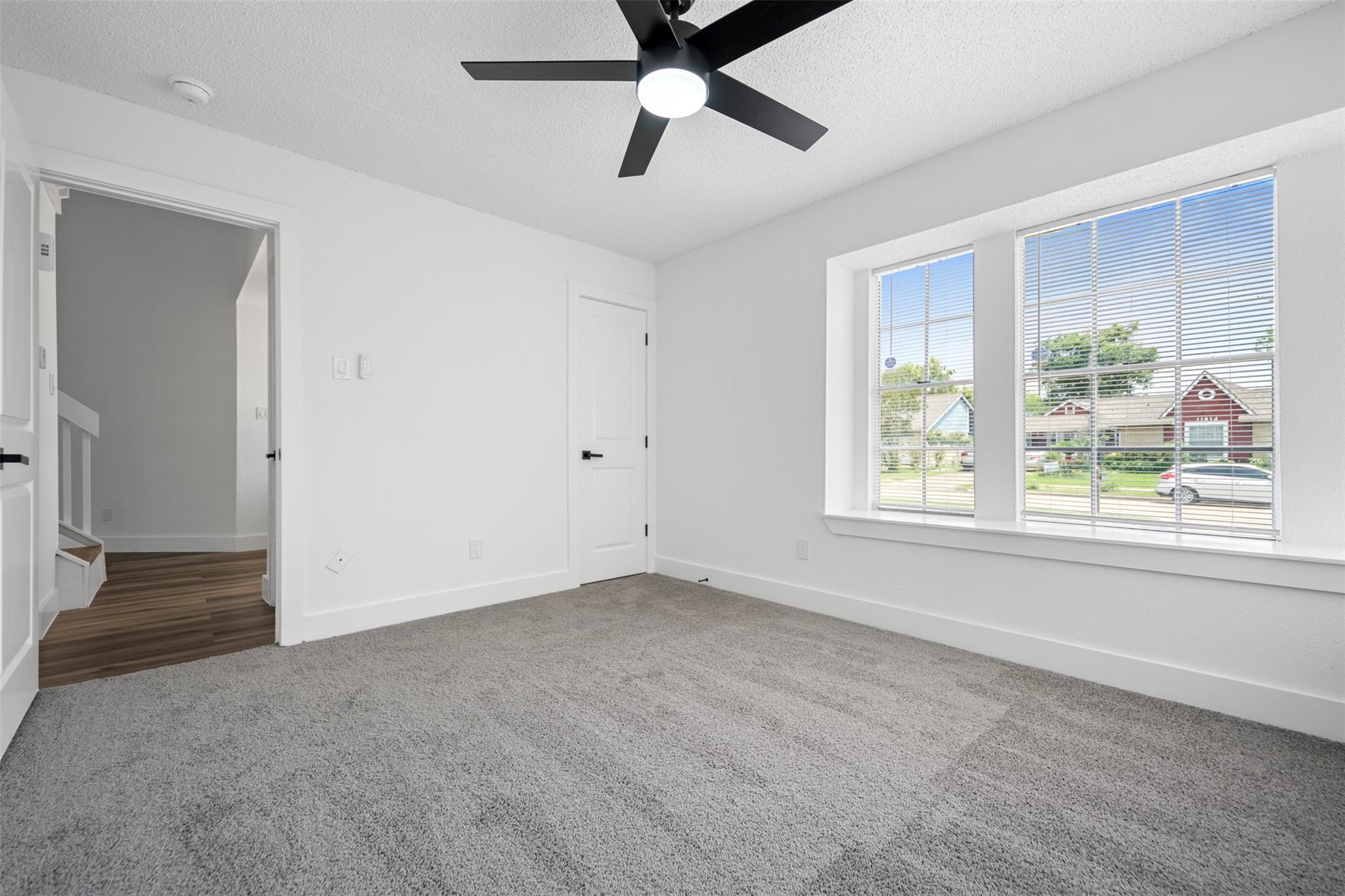 11915 Green Glade Drive