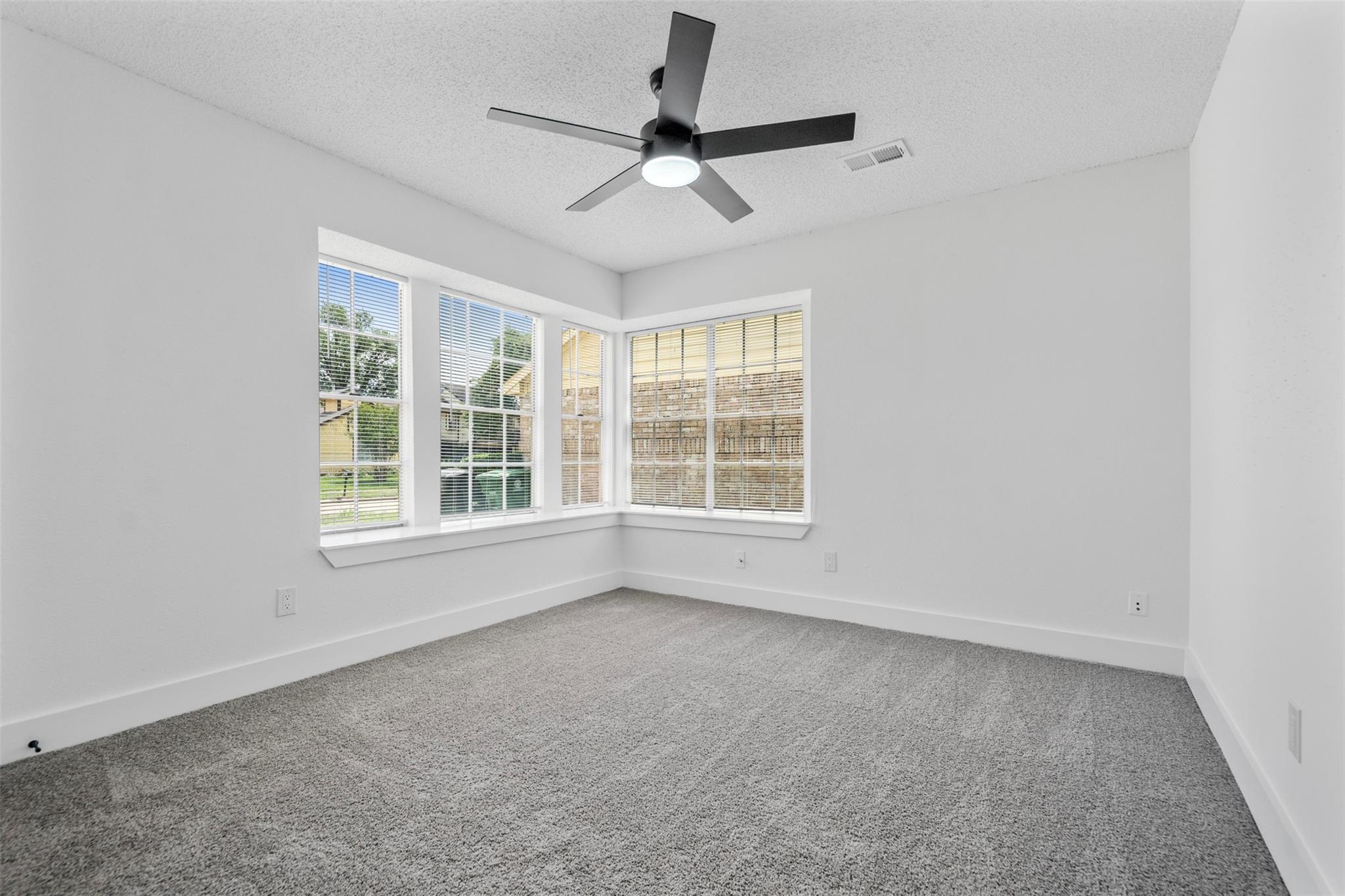 11915 Green Glade Drive