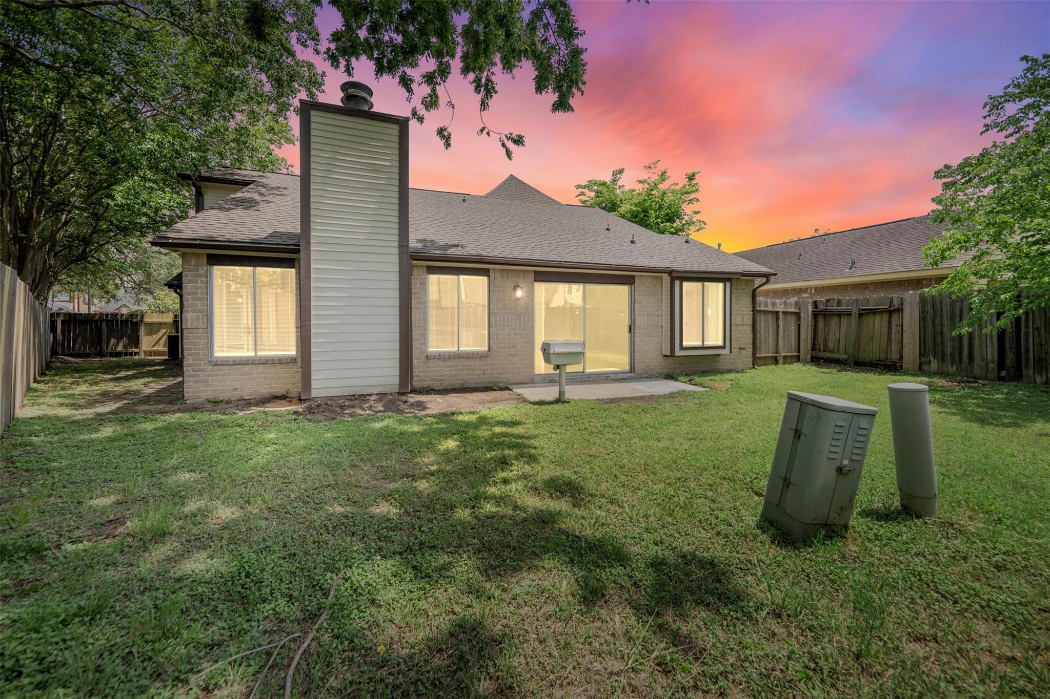 11915 Green Glade Drive