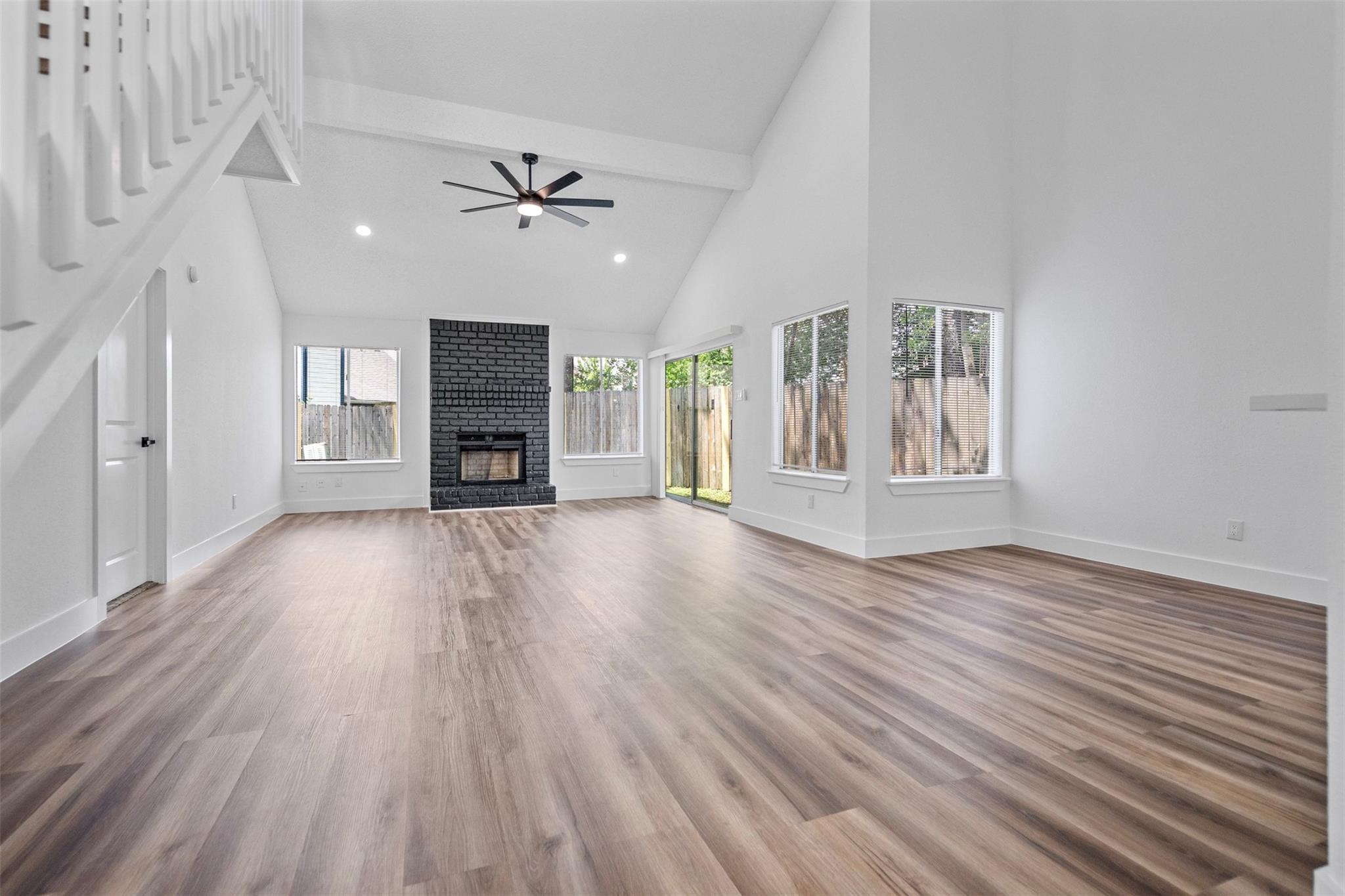11915 Green Glade Drive