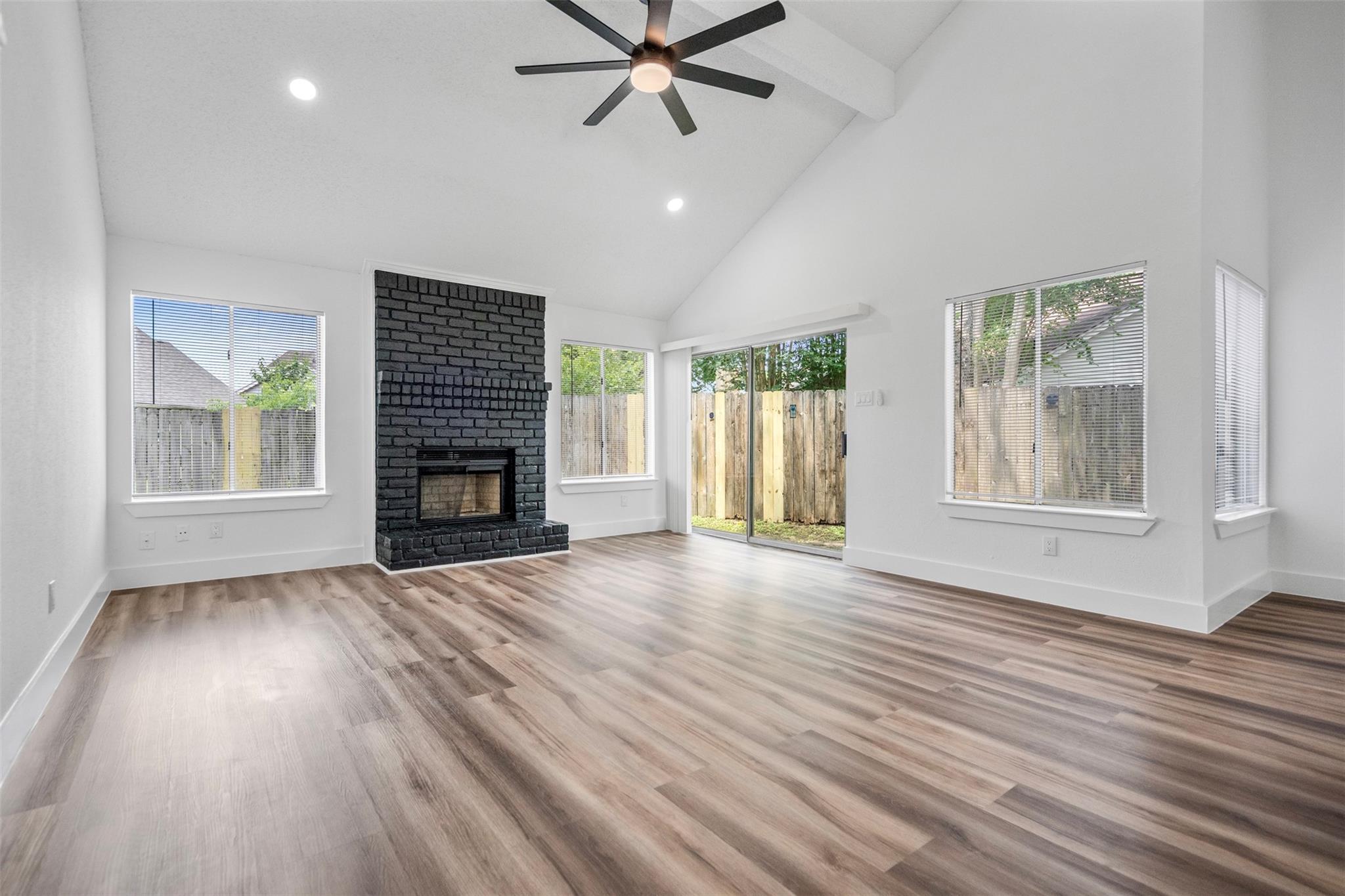 11915 Green Glade Drive