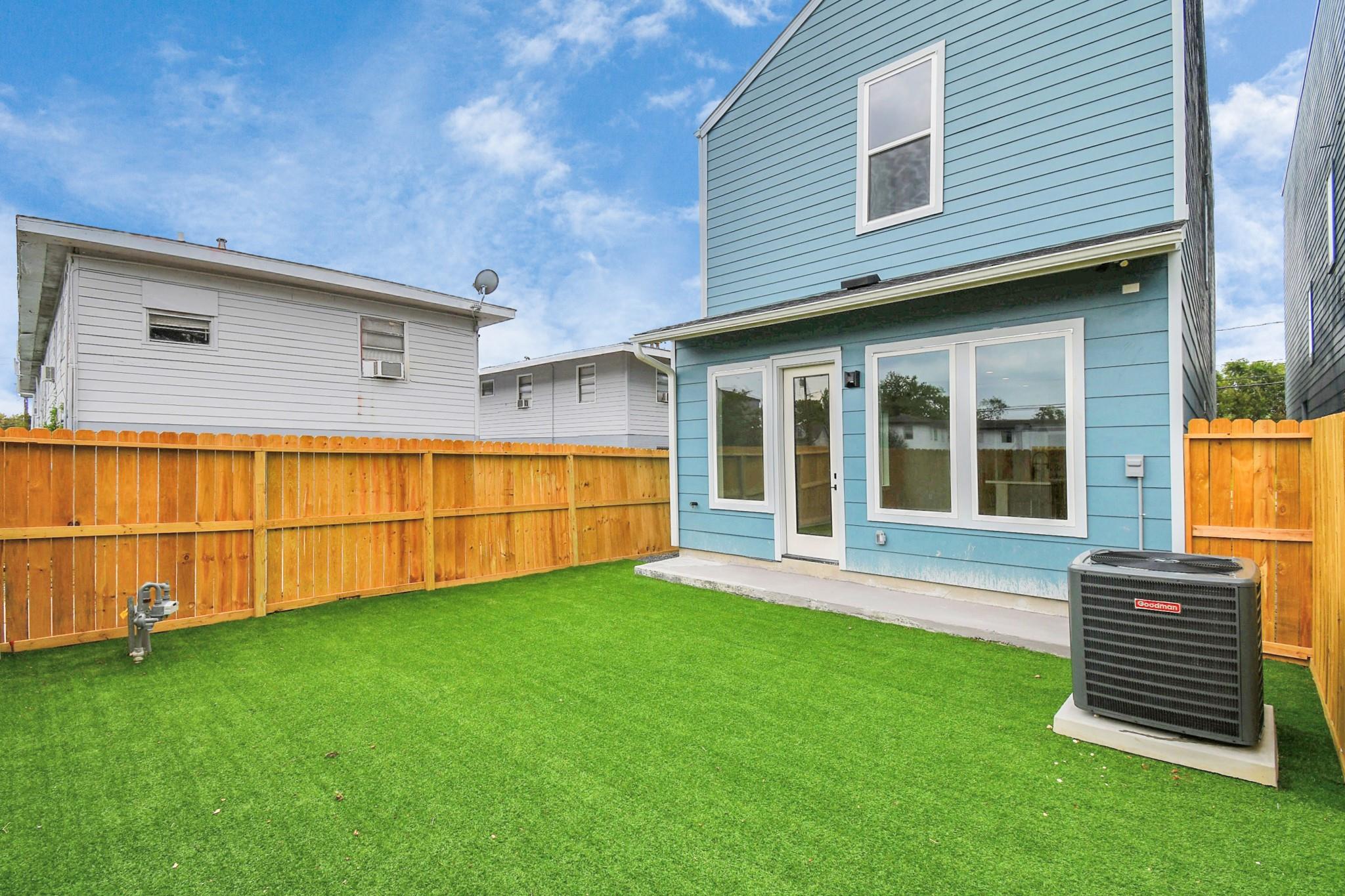 6817 Peerless Street