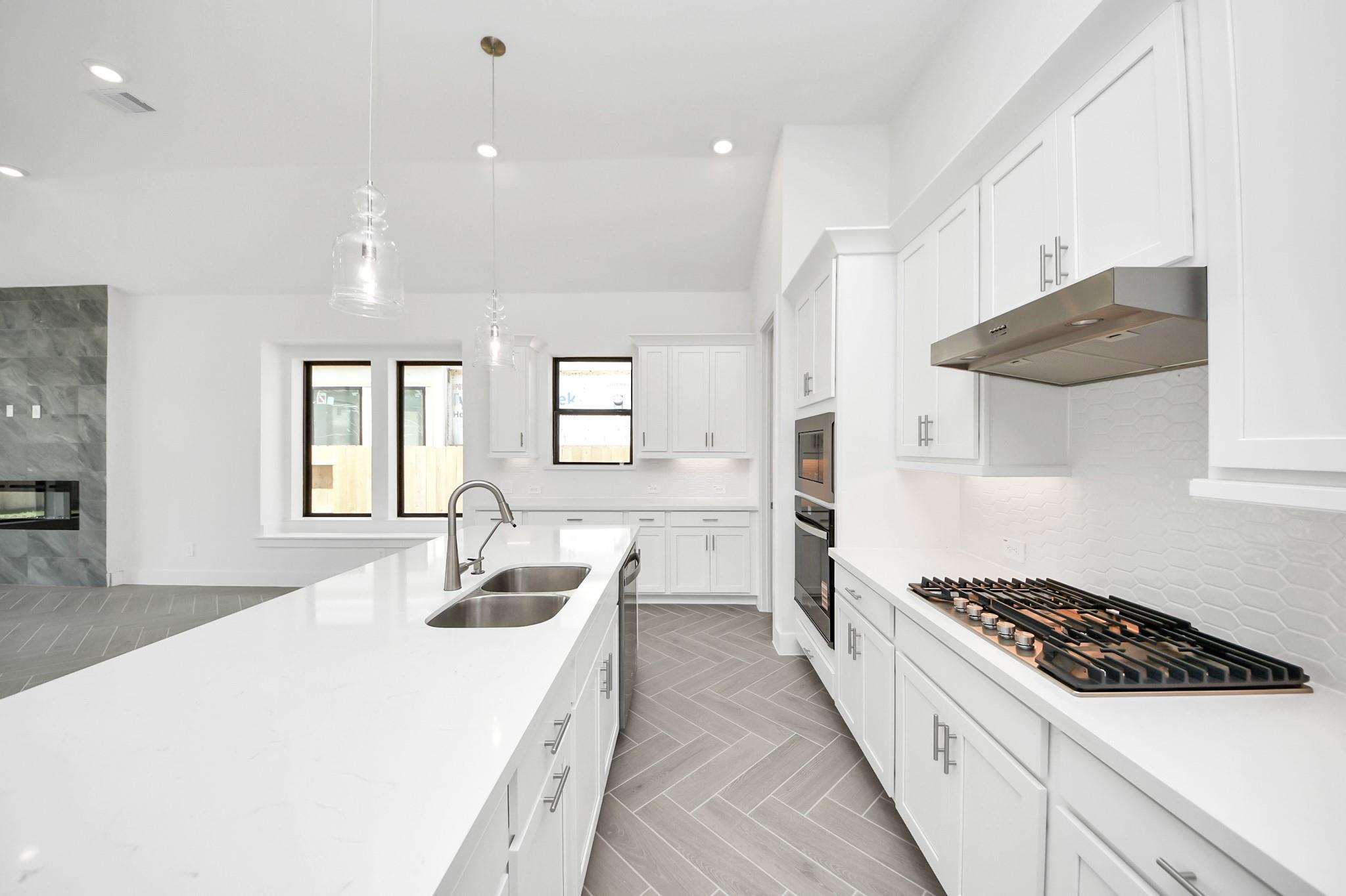 19323 Wild Sabino Way