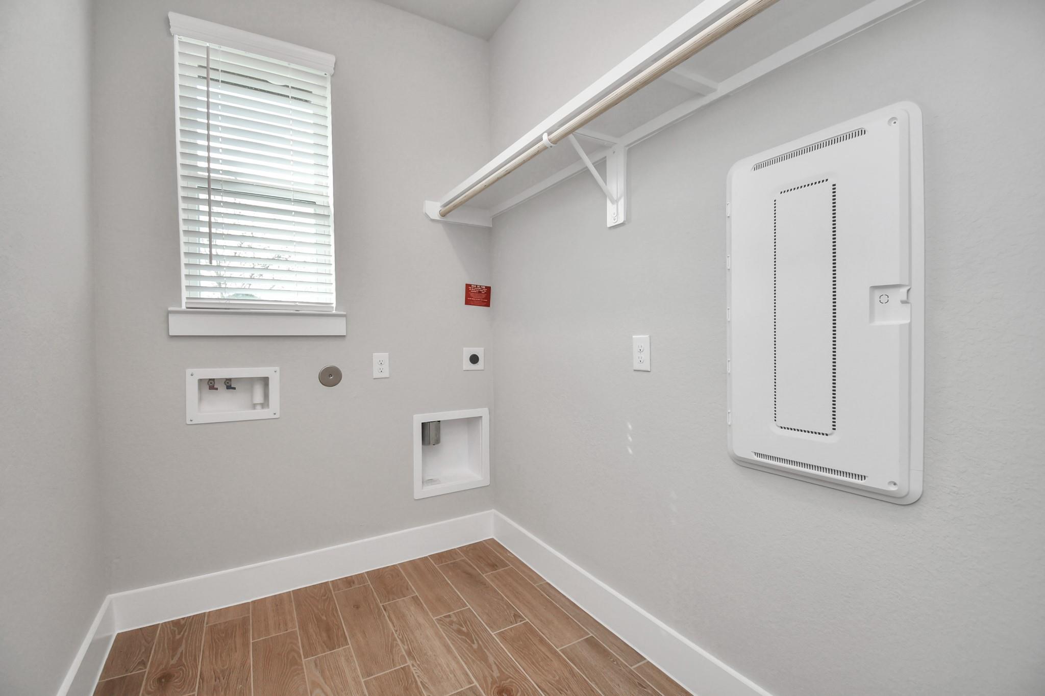 6615 Arabella Lakes Drive