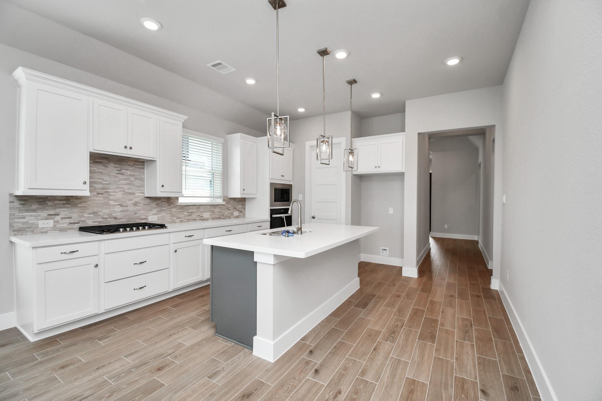 6615 Arabella Lakes Drive