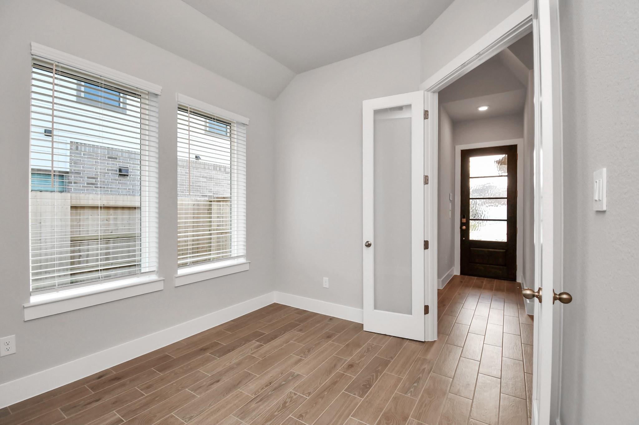 6615 Arabella Lakes Drive