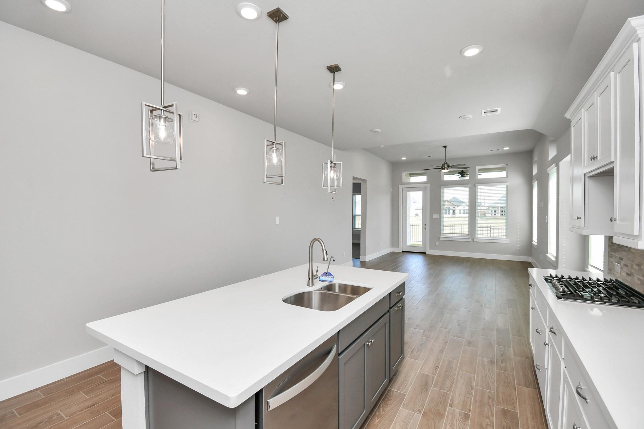 6615 Arabella Lakes Drive