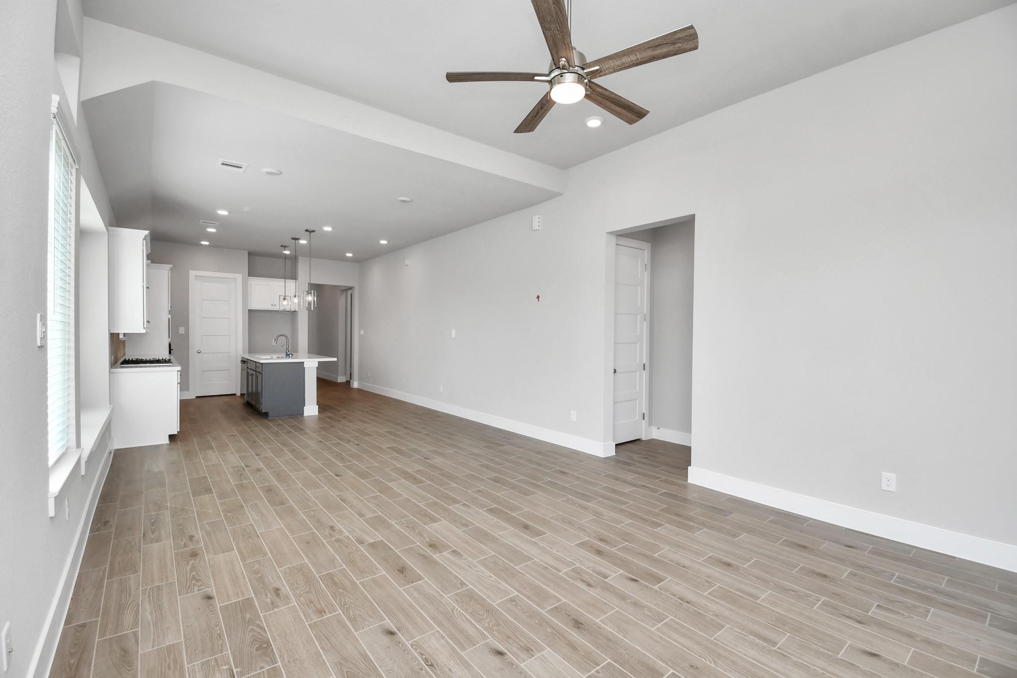 6615 Arabella Lakes Drive