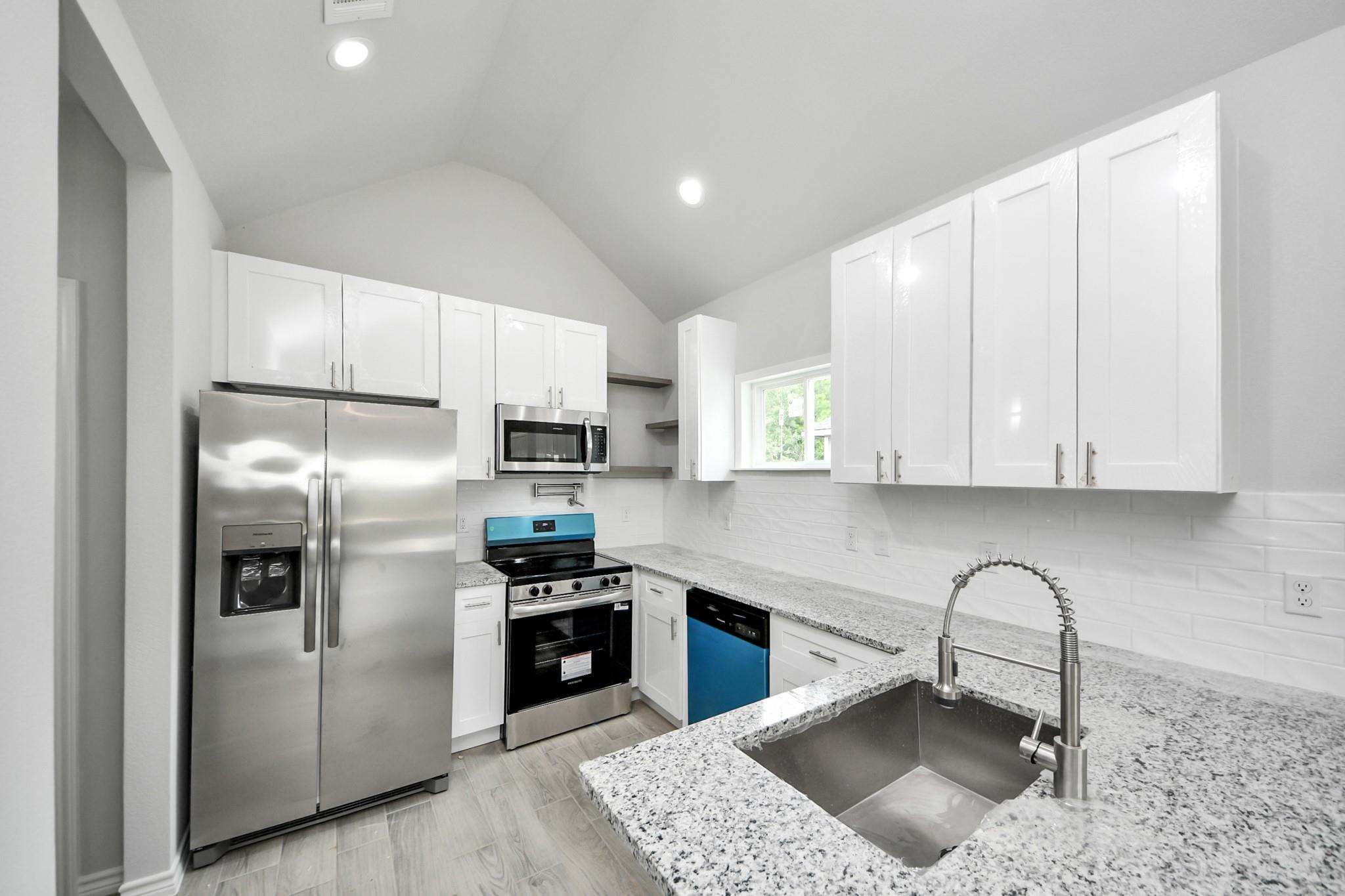334 Road 5704