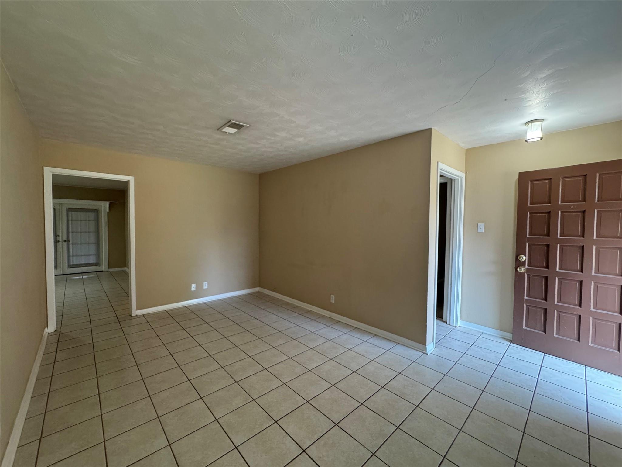 1812 Dolphin Drive, Seabrook