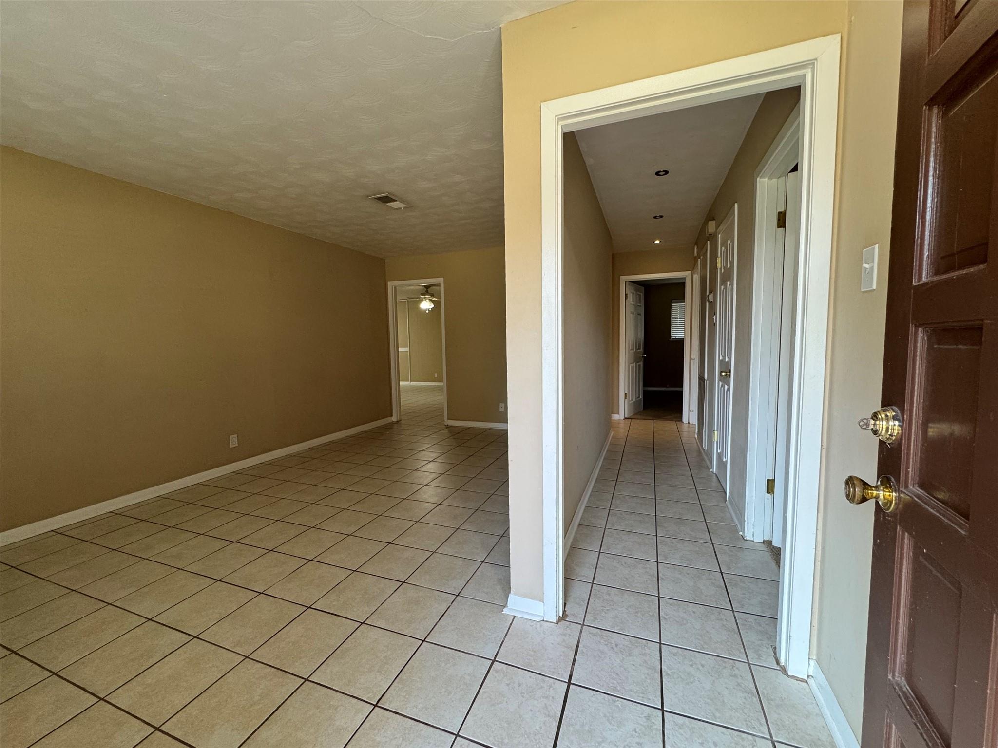 1812 Dolphin Drive, Seabrook