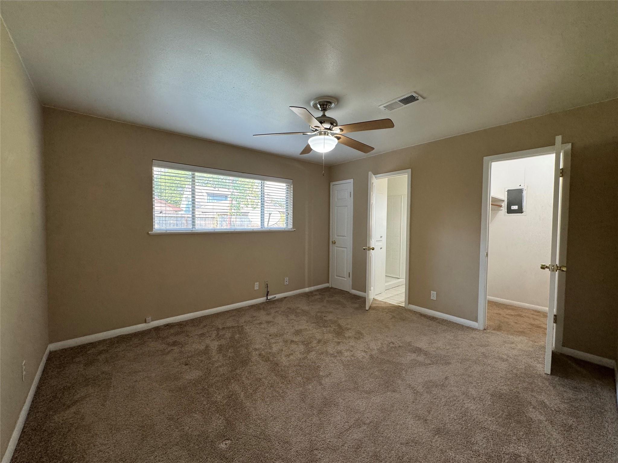 1812 Dolphin Drive, Seabrook