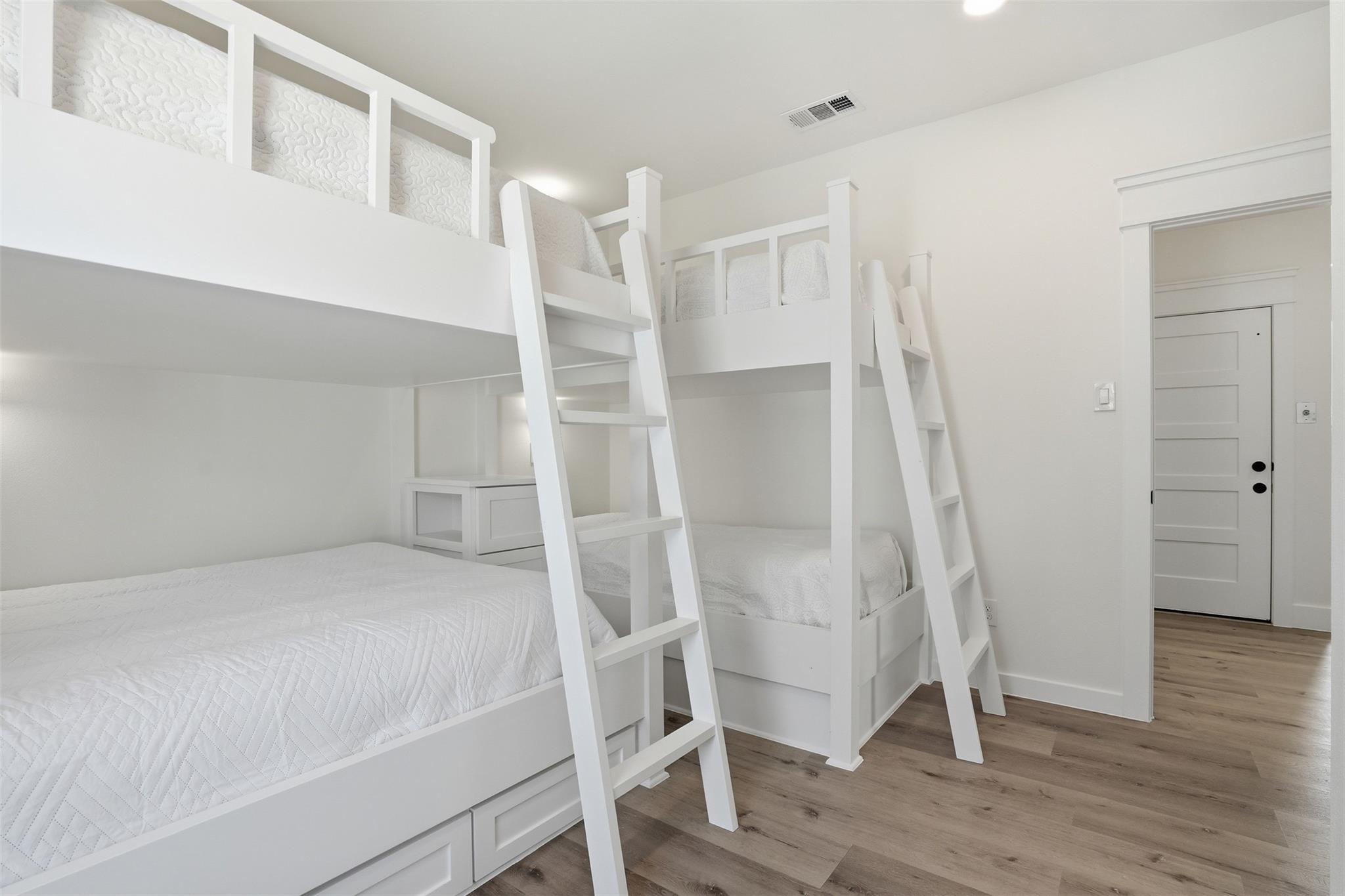 18 Blue Heron Circle