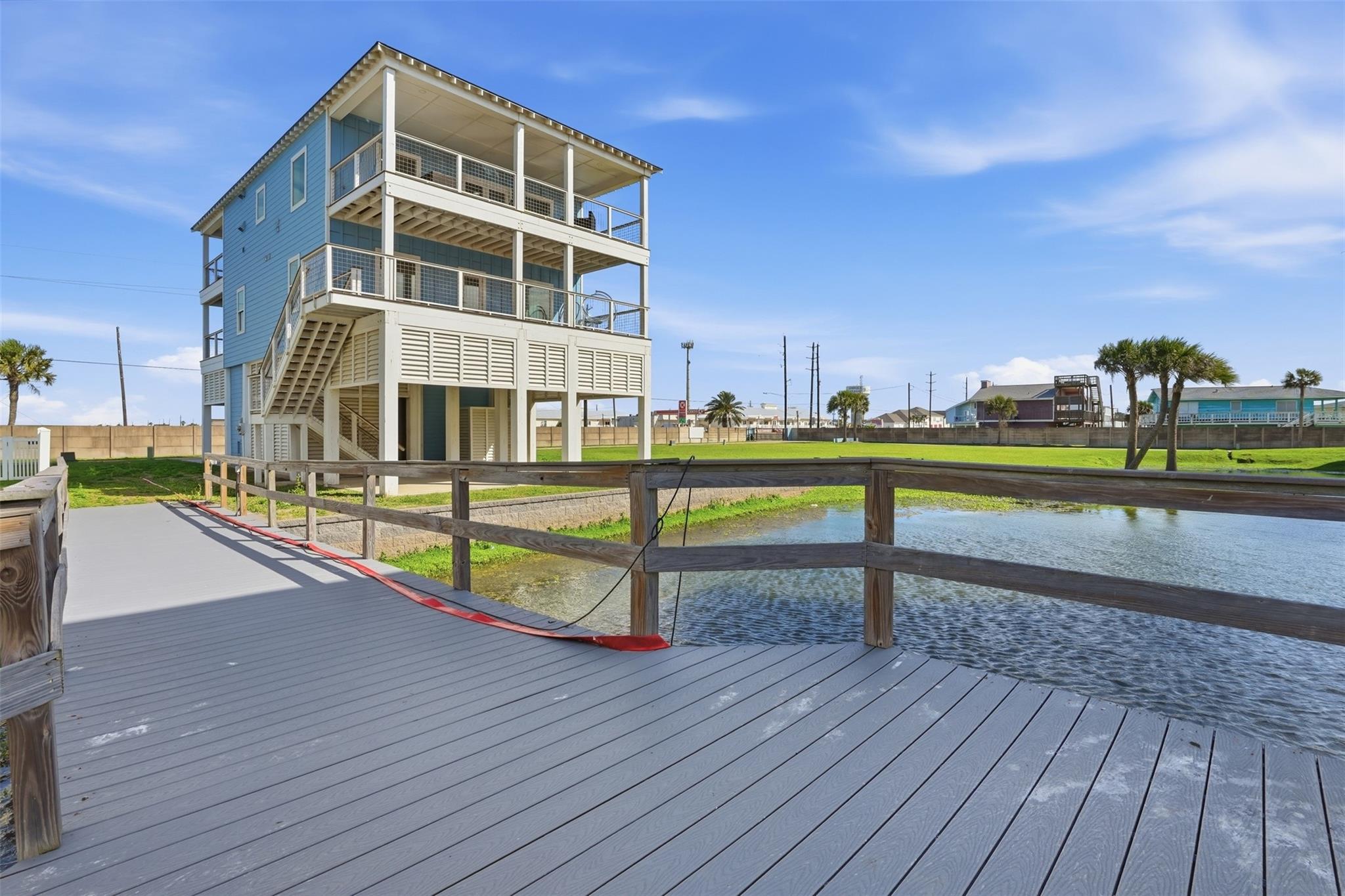 18 Blue Heron Circle