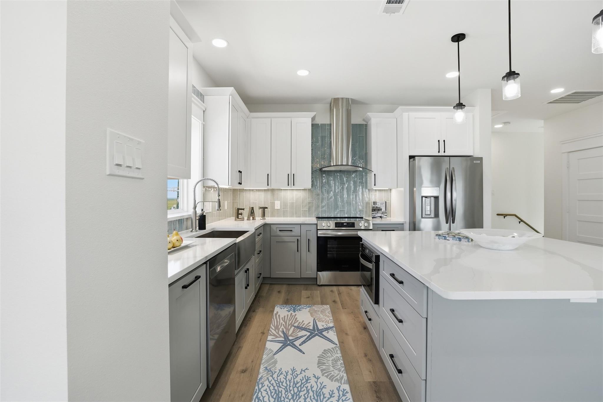 18 Blue Heron Circle