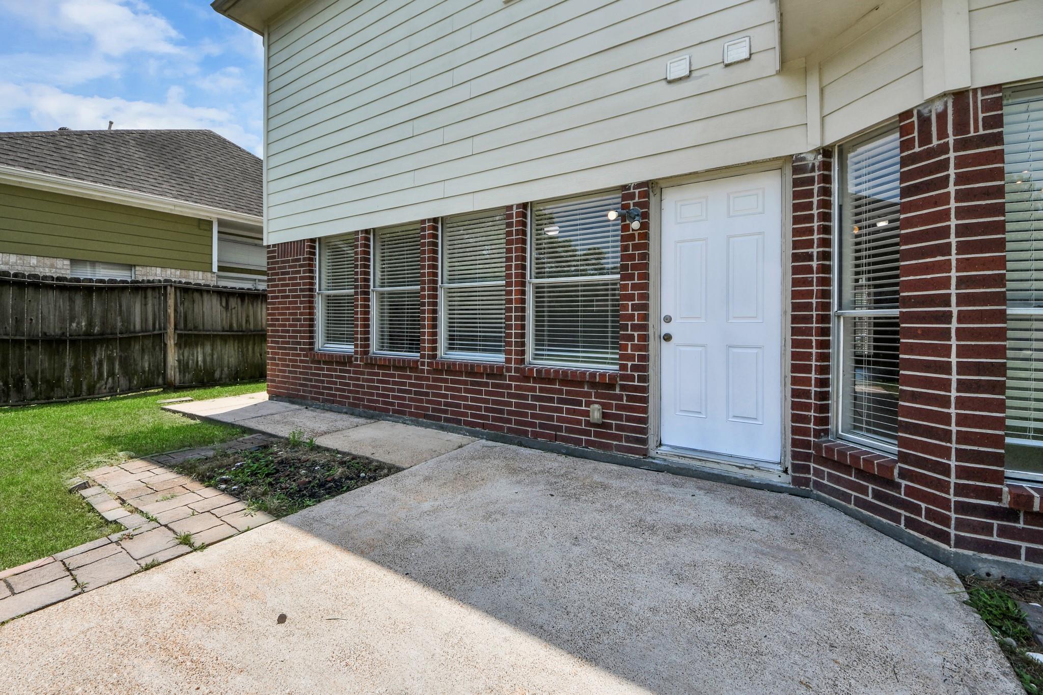 5606 Charlestown Colony Drive