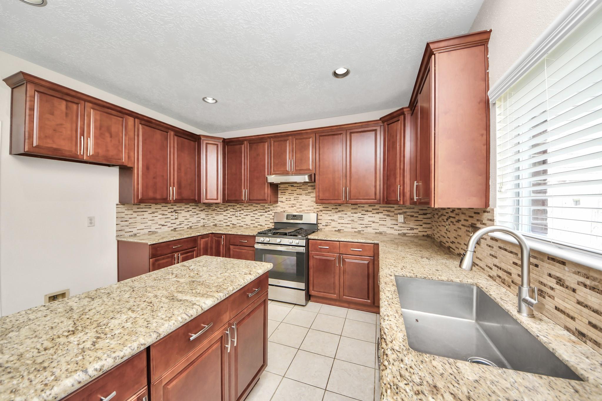5606 Charlestown Colony Drive