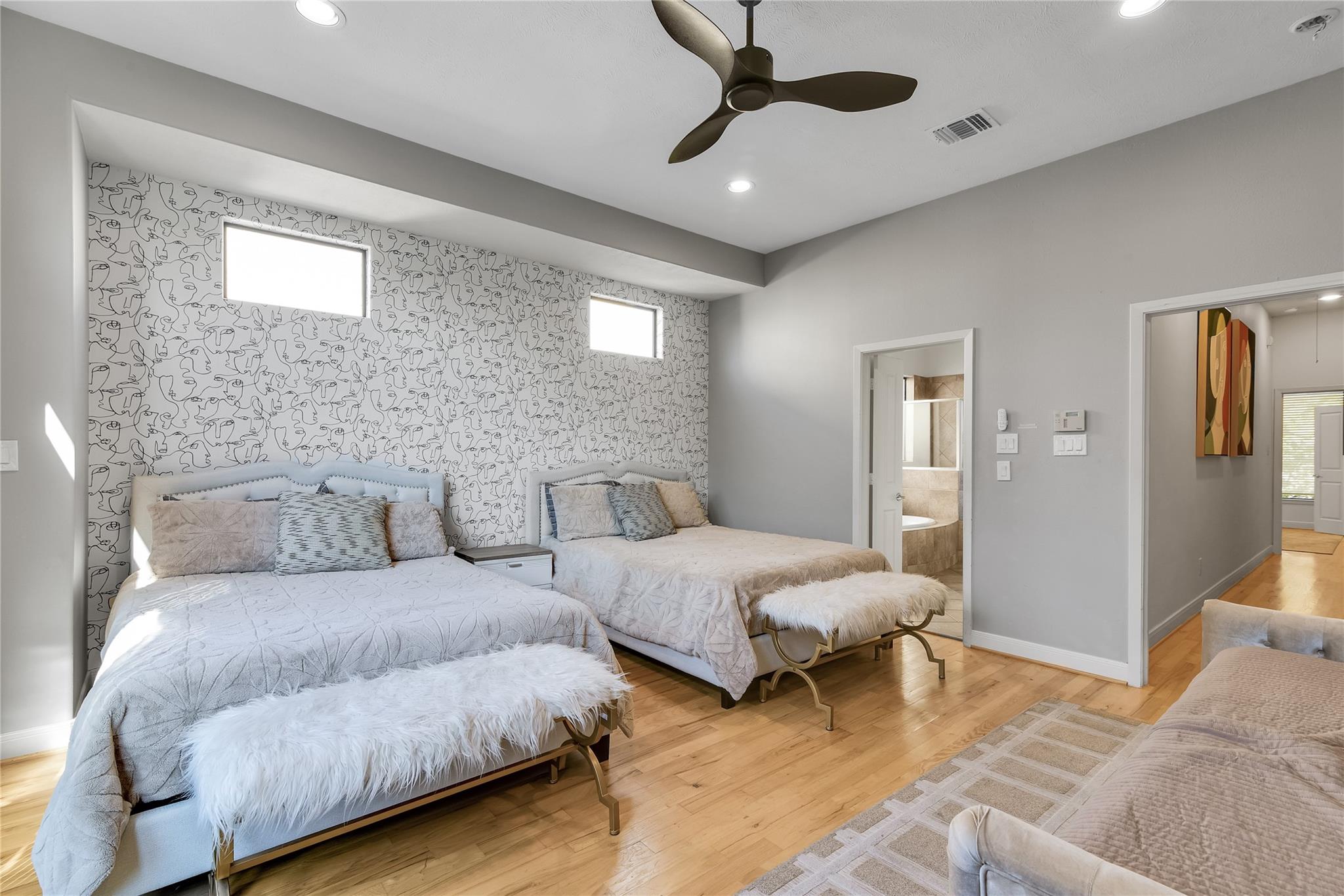 5213 Lillian Street