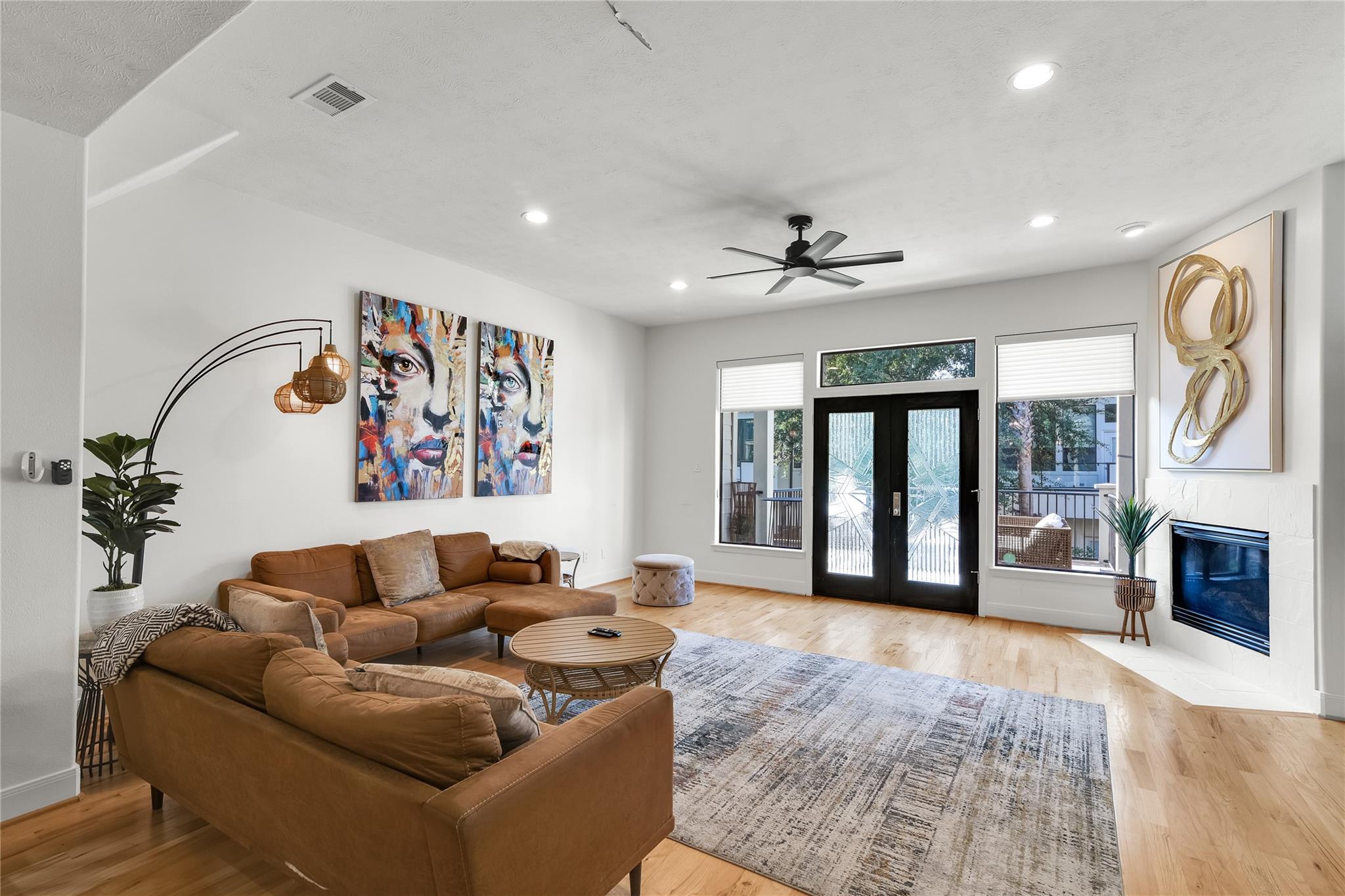 5213 Lillian Street