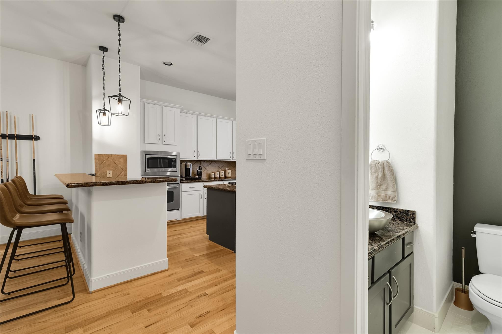 5213 Lillian Street