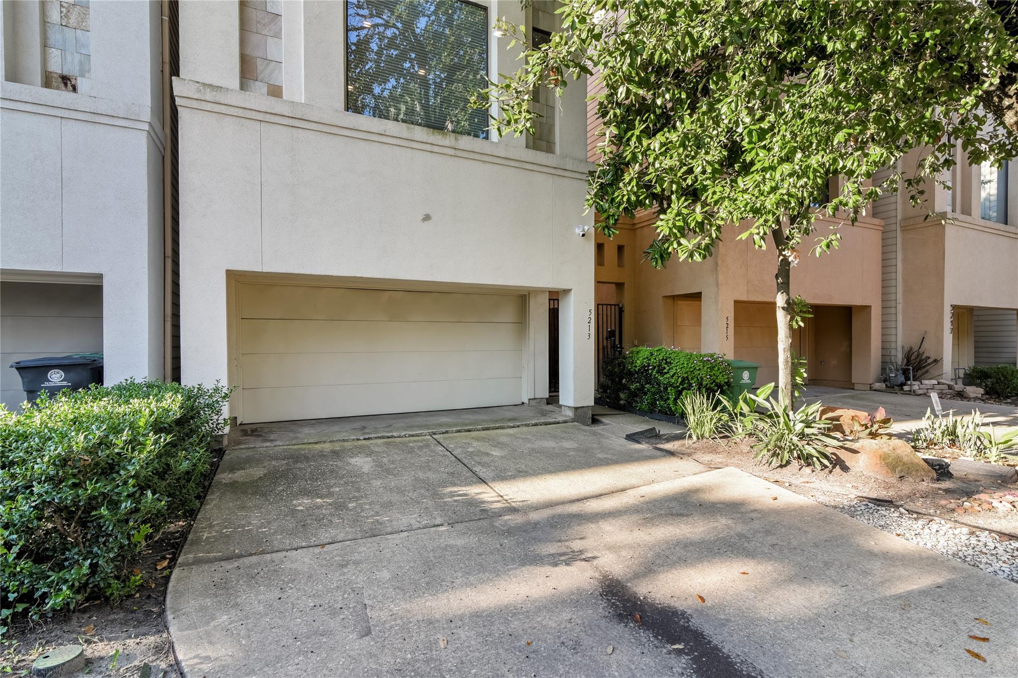 5213 Lillian Street