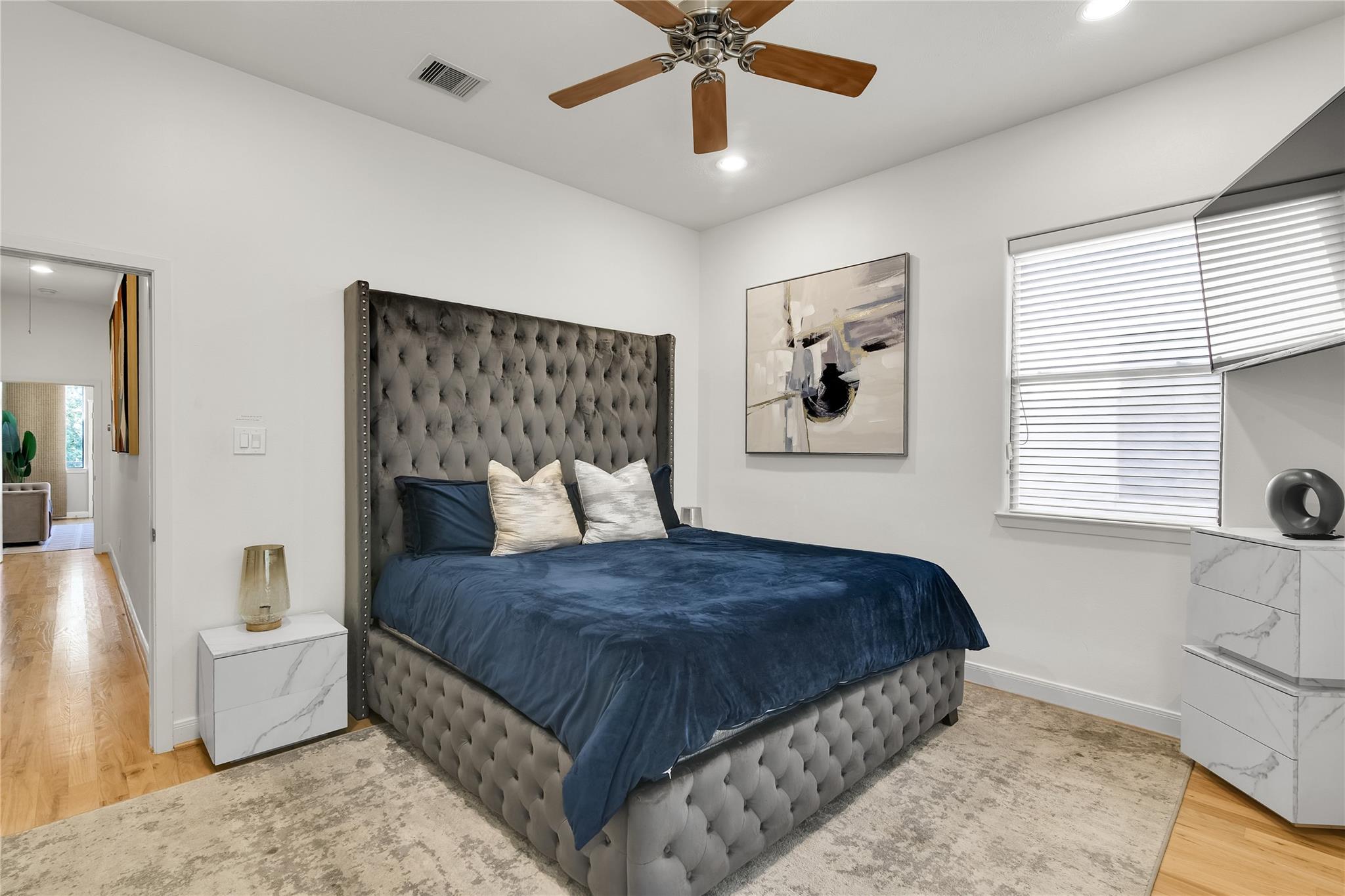 5213 Lillian Street