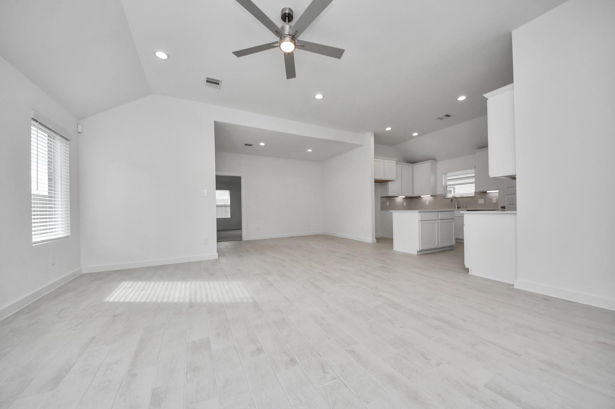 5823 Madison Trail Drive