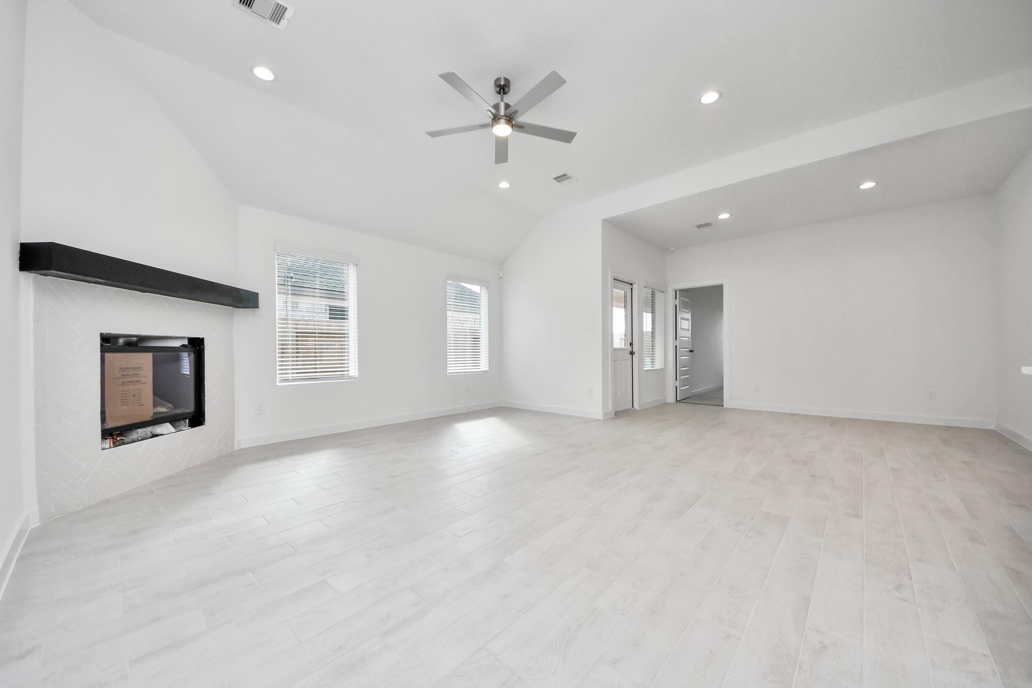 5823 Madison Trail Drive